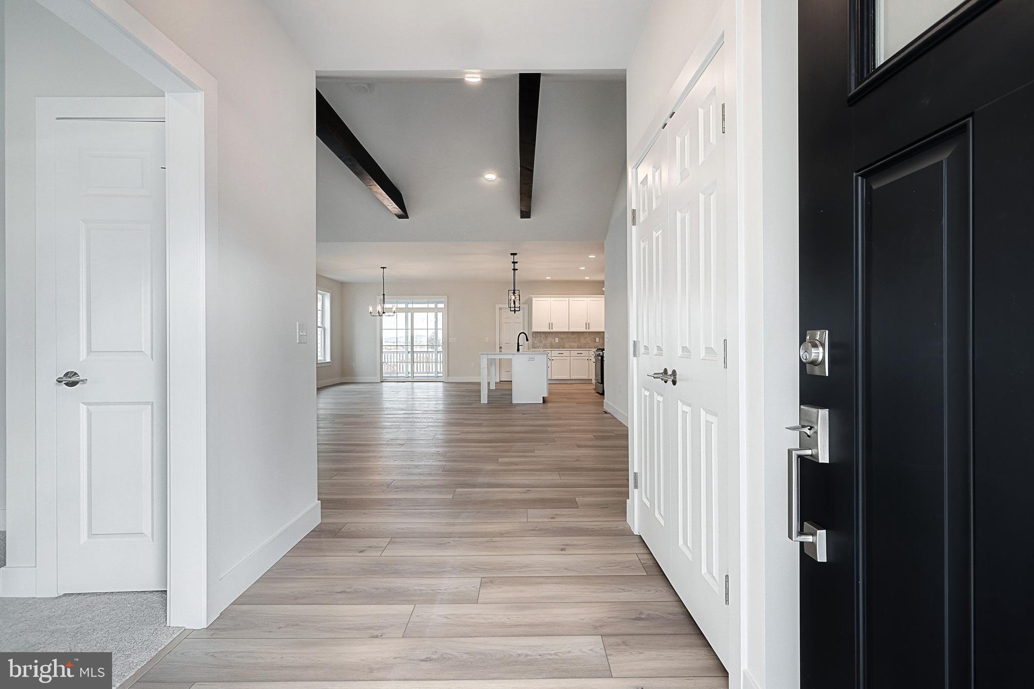 HOME TOWNE SQUARE - Residential