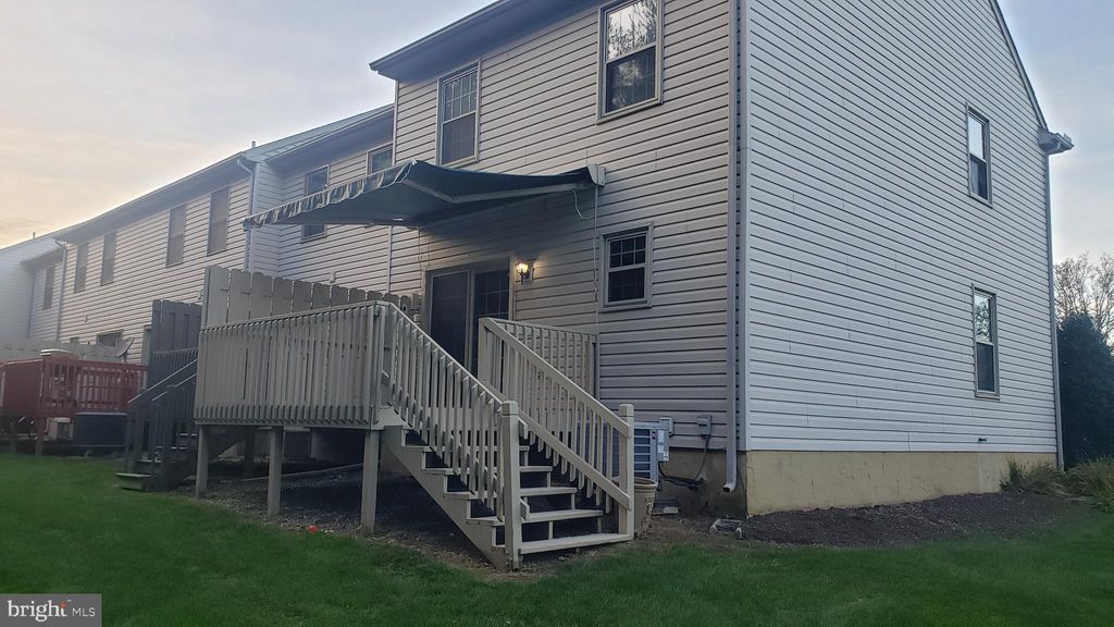 Photo of 339 COBBLESTONE LN, LANCASTER, PA 17601 (MLS # PALA2028134)