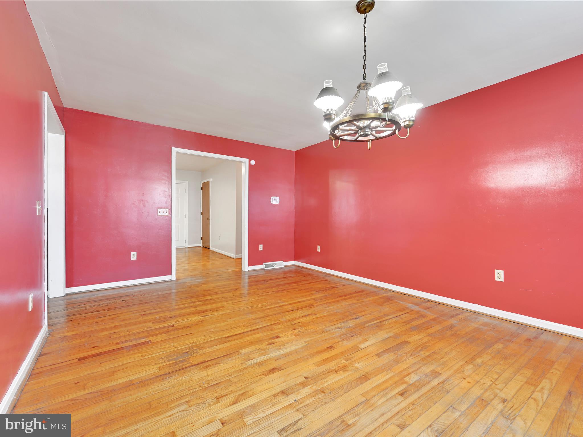 BLOOMINGDALE - Residential