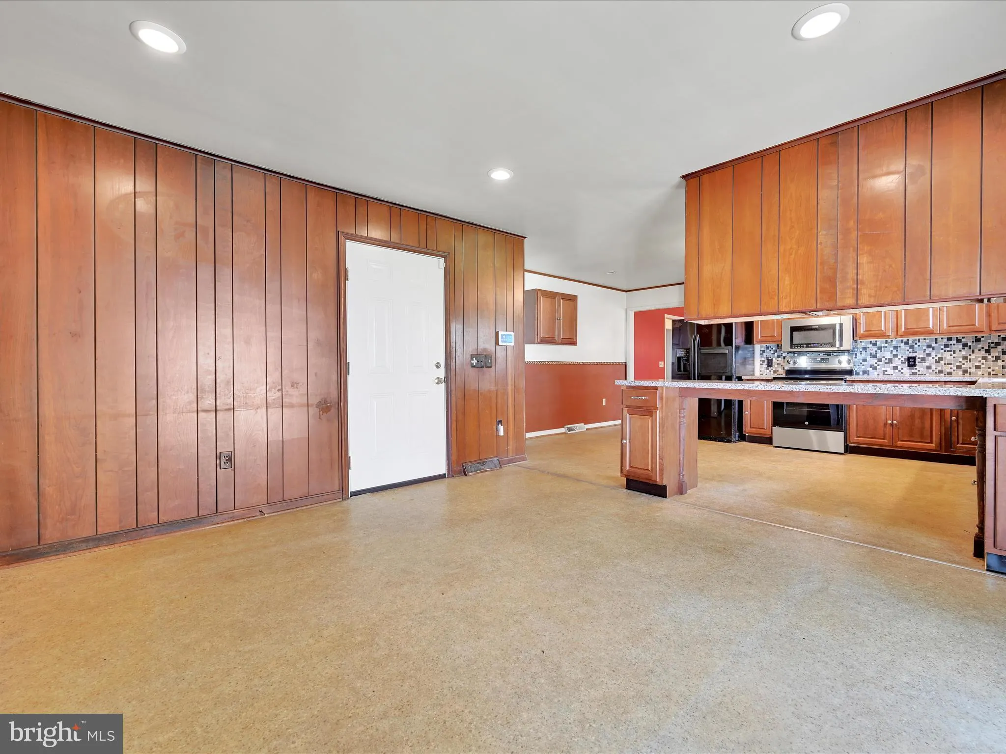 Lancaster, Pennsylvania 17601, United States, 3 Bedrooms Bedrooms, ,2 BathroomsBathrooms,Residential,Pending,100812