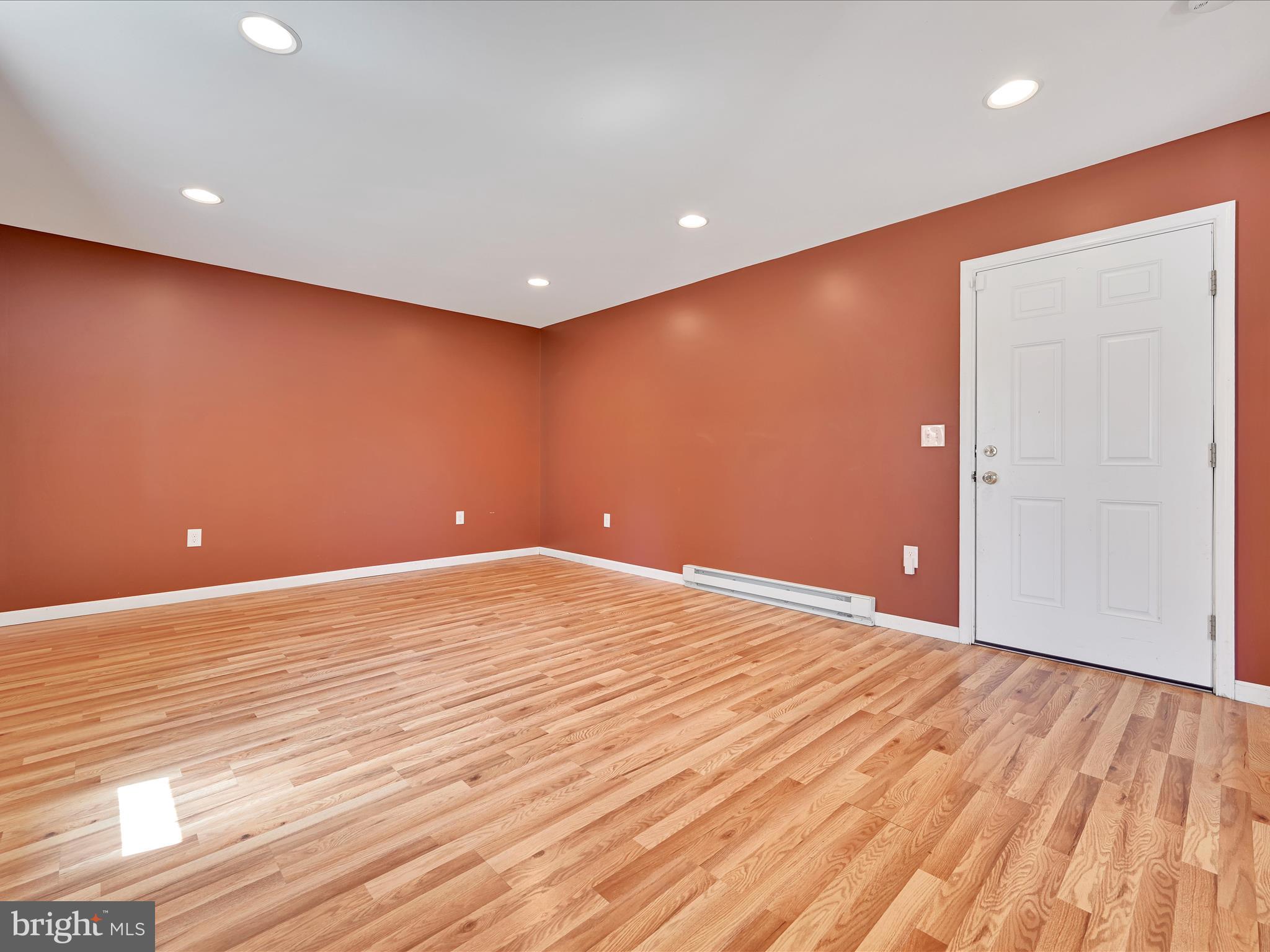 BLOOMINGDALE - Residential