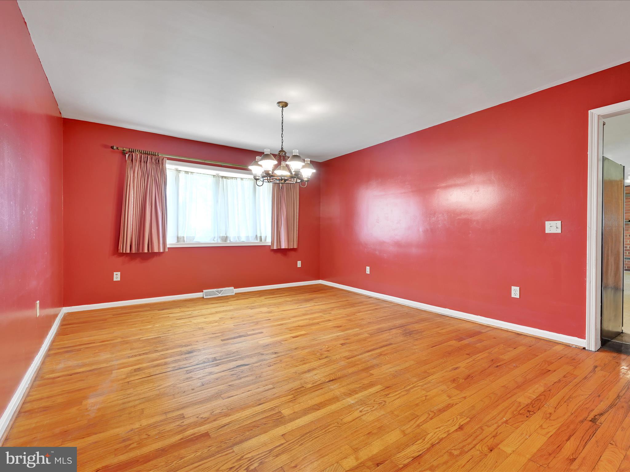 BLOOMINGDALE - Residential