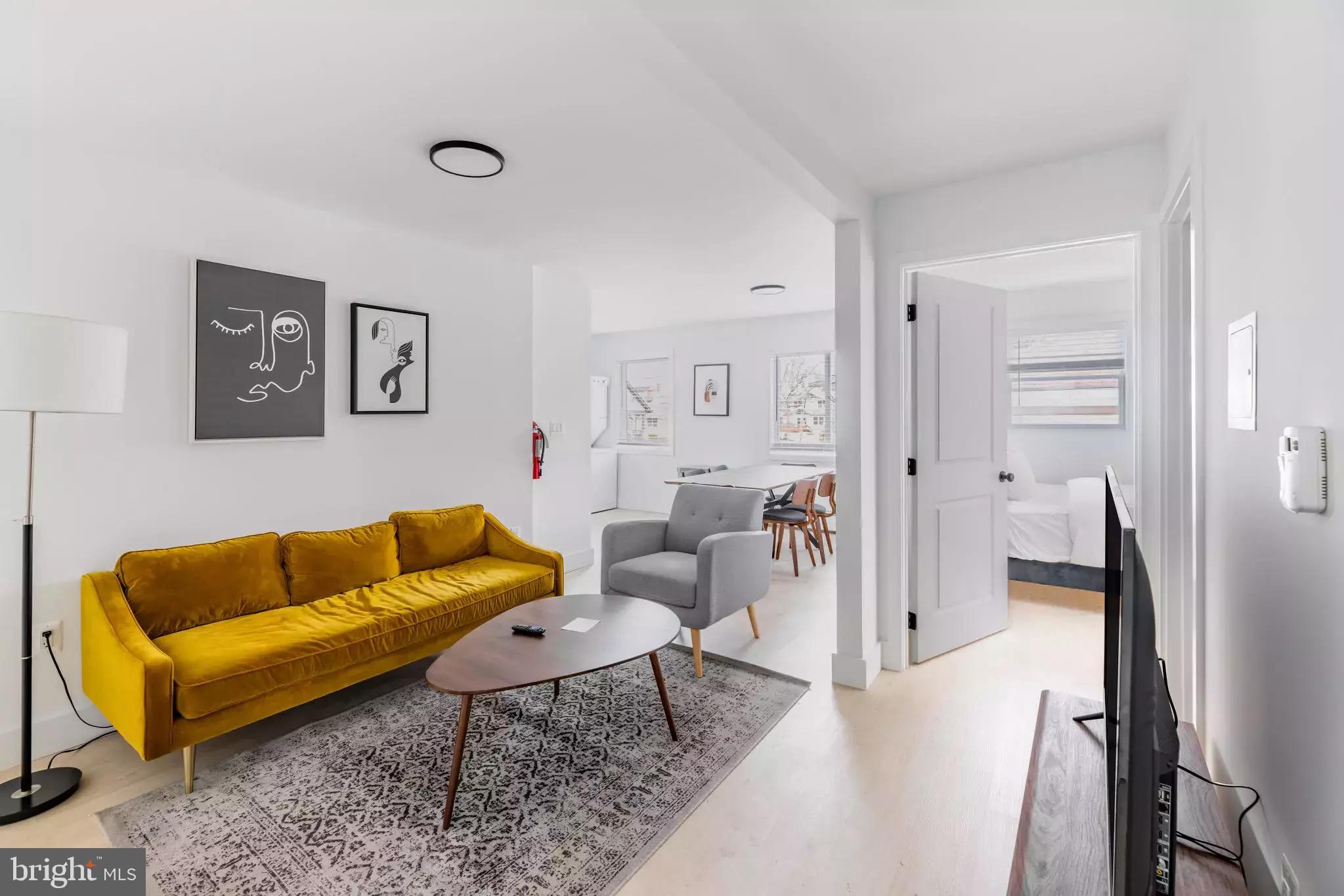 VIRGINIA SQUARE - Residential Income