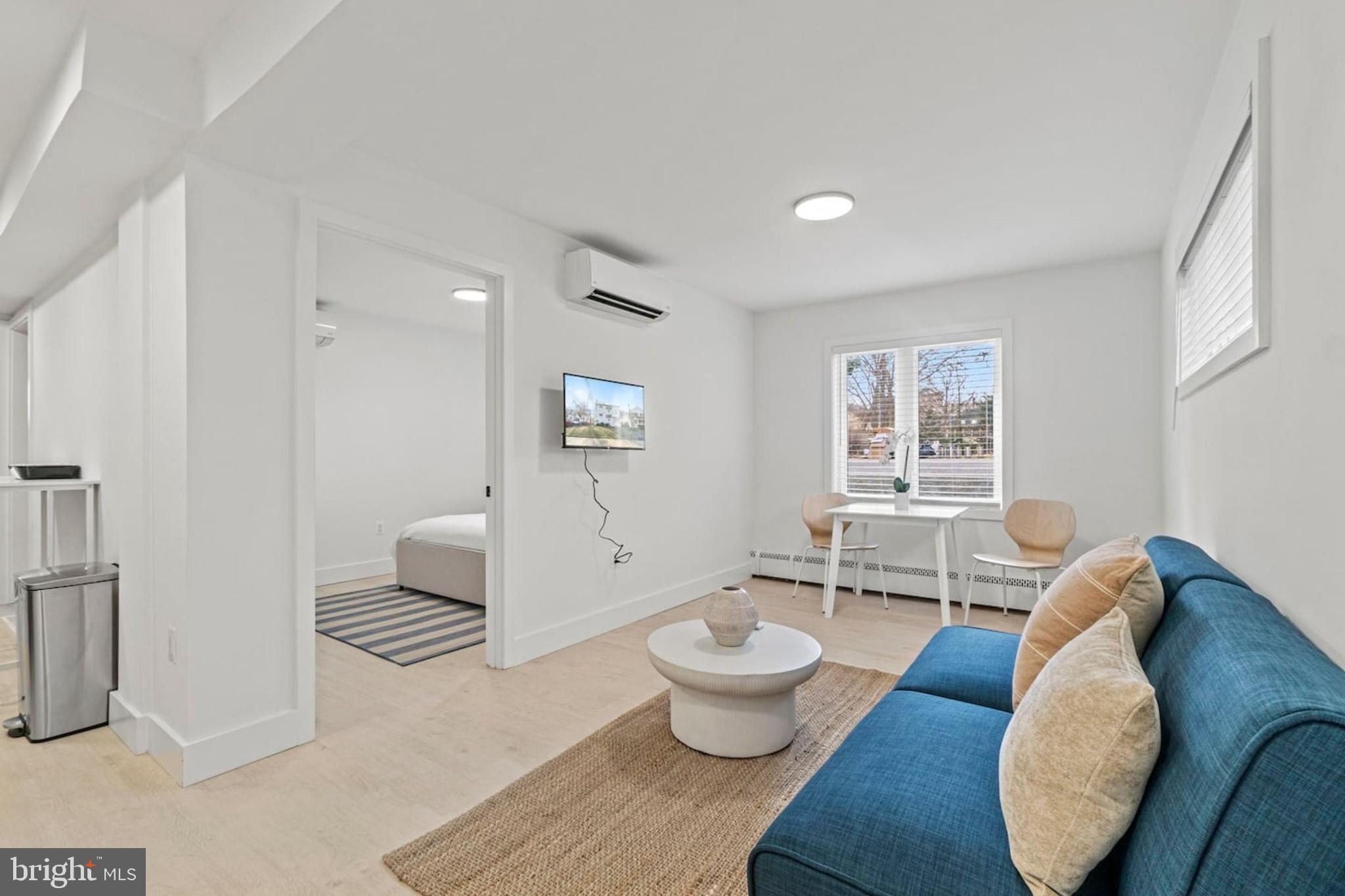 VIRGINIA SQUARE - Residential Income