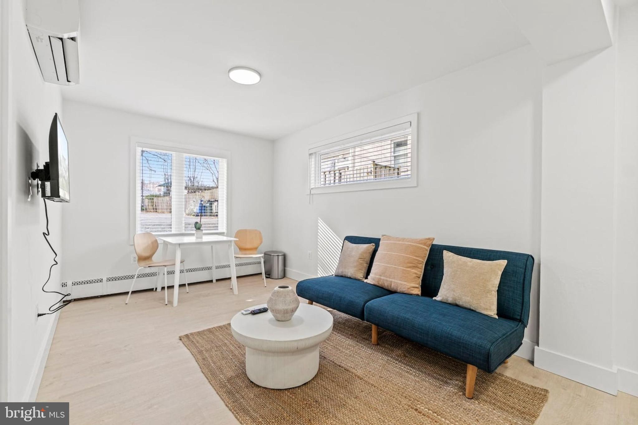VIRGINIA SQUARE - Residential Income