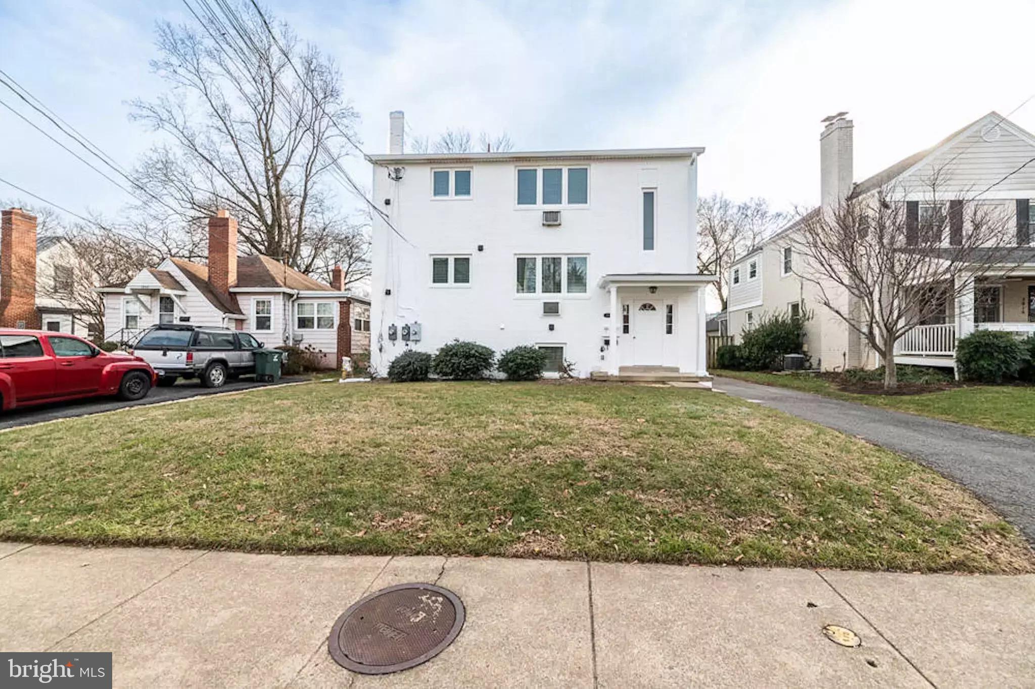 VIRGINIA SQUARE - Residential Income