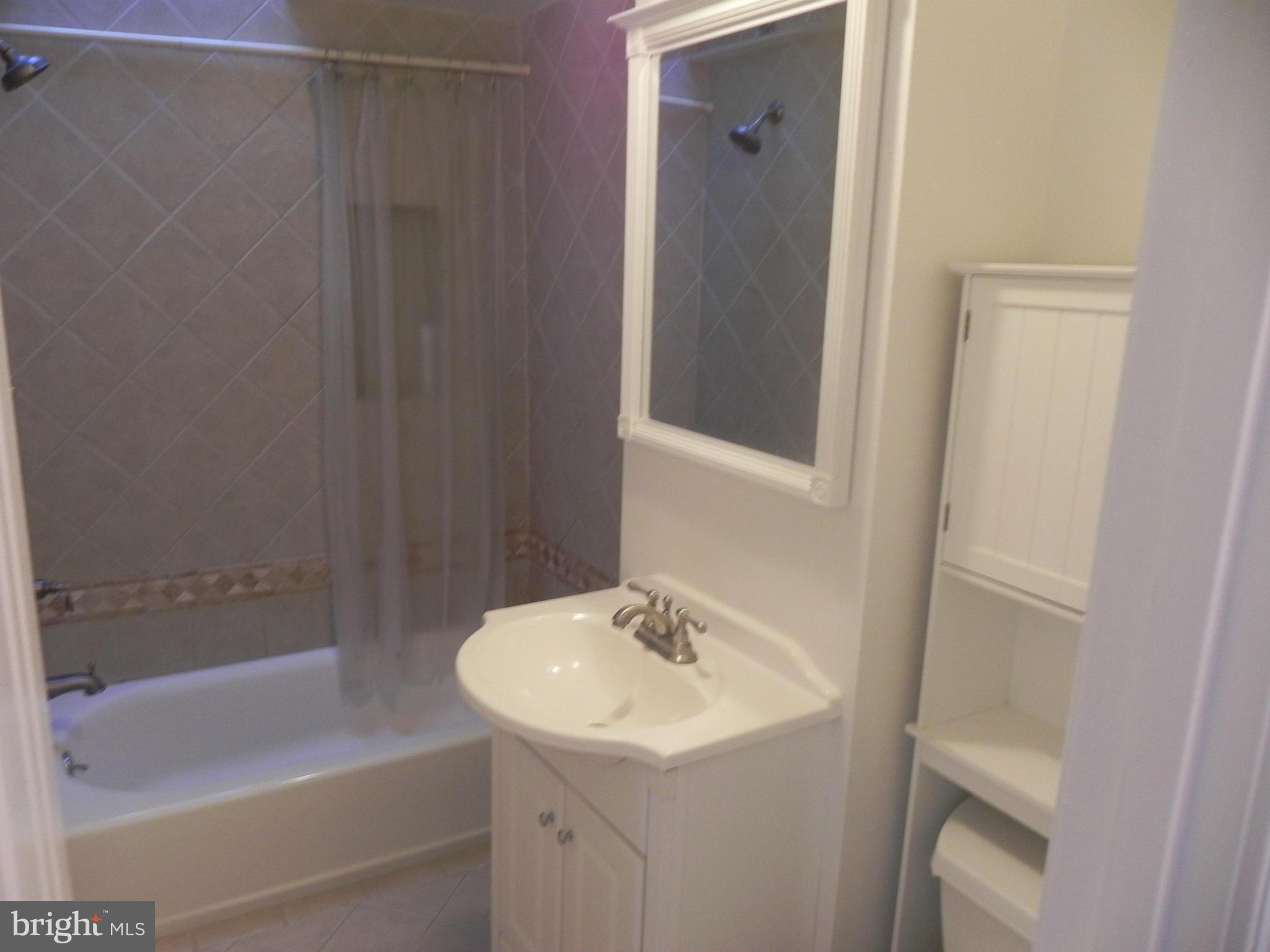 FEDERAL HILL HISTORIC DISTRICT - Residential Lease