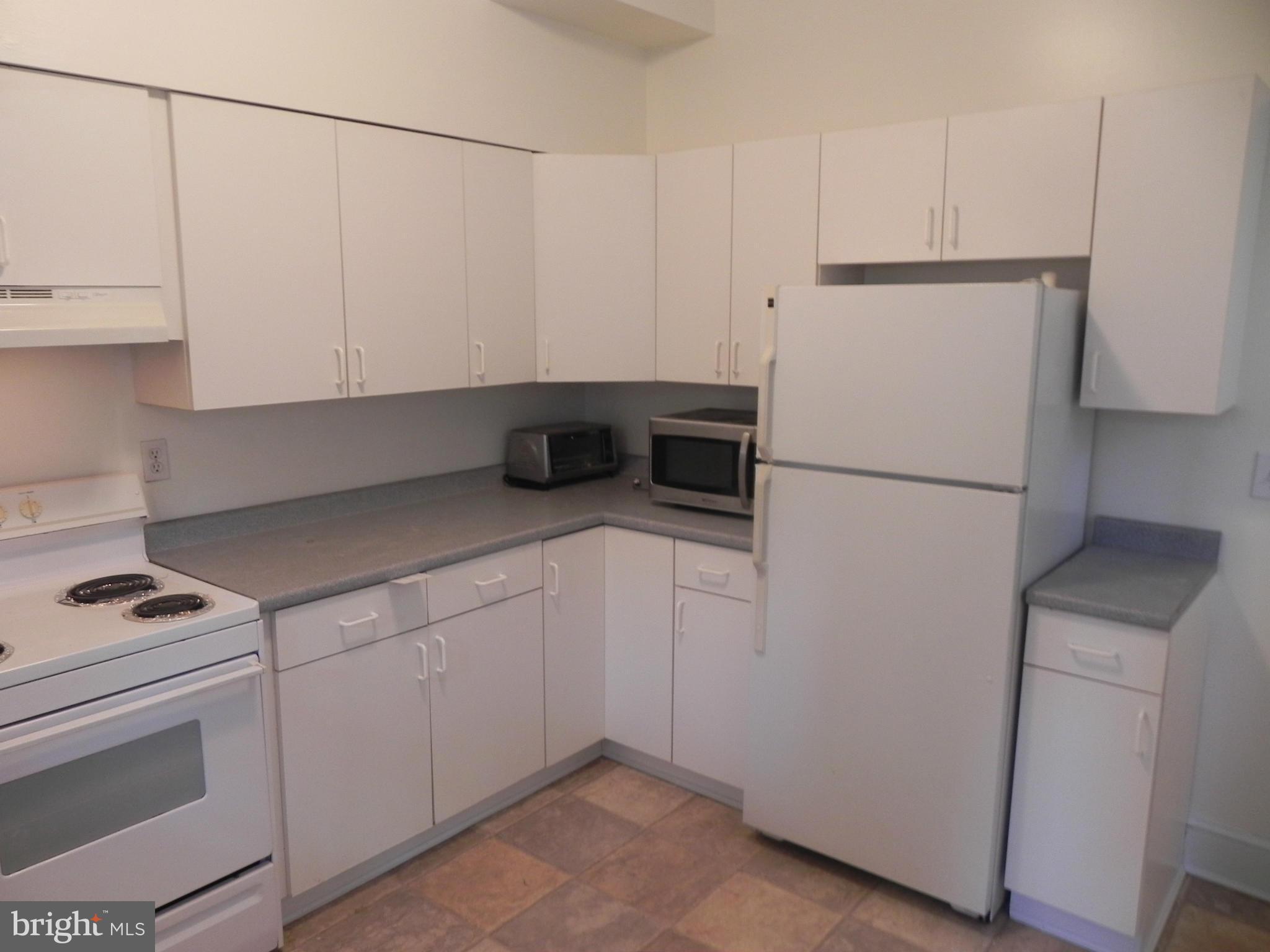 FEDERAL HILL HISTORIC DISTRICT - Residential Lease