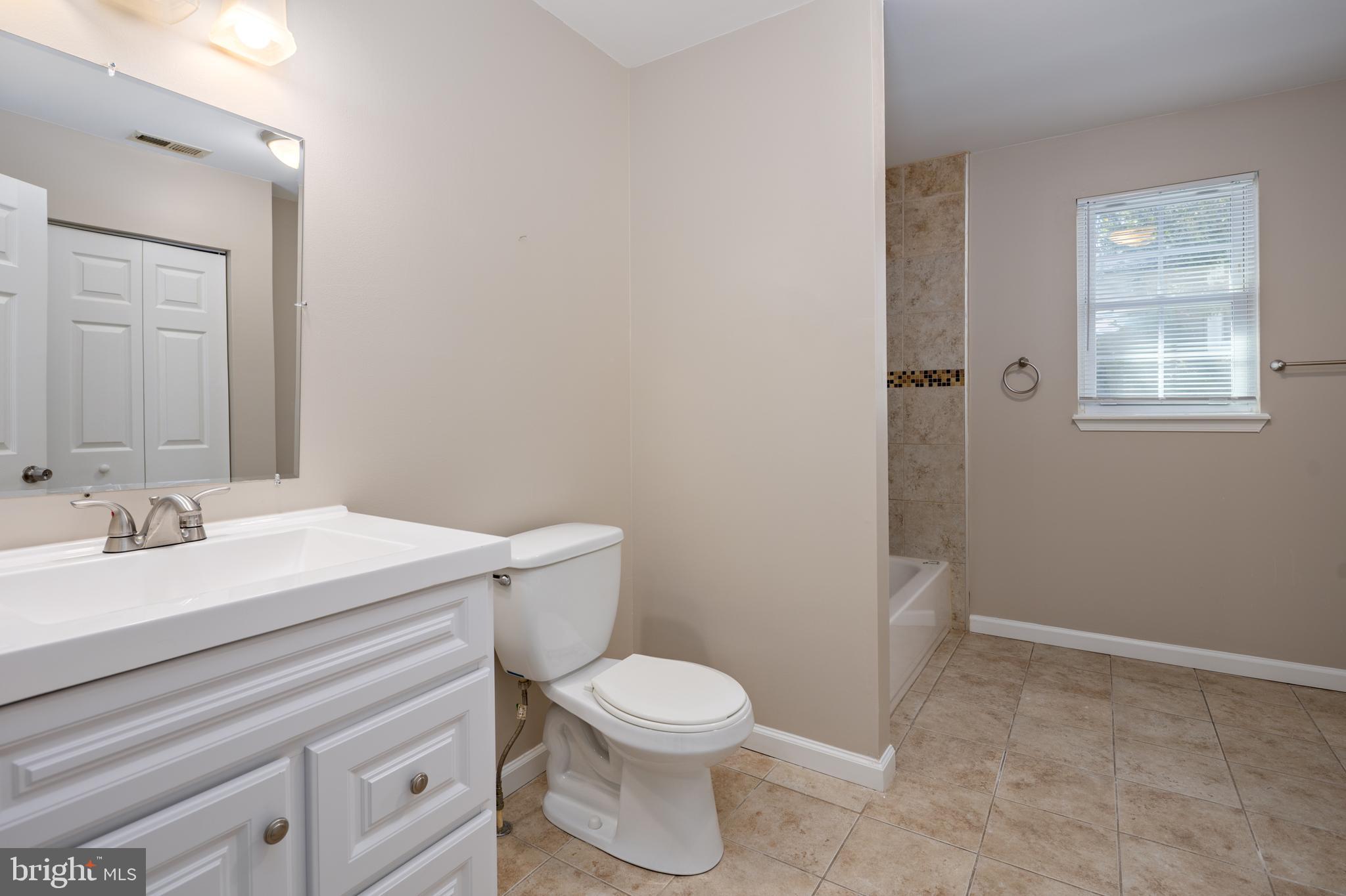 KENWOOD - Residential