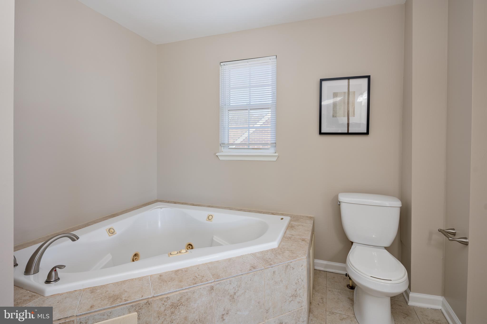 KENWOOD - Residential