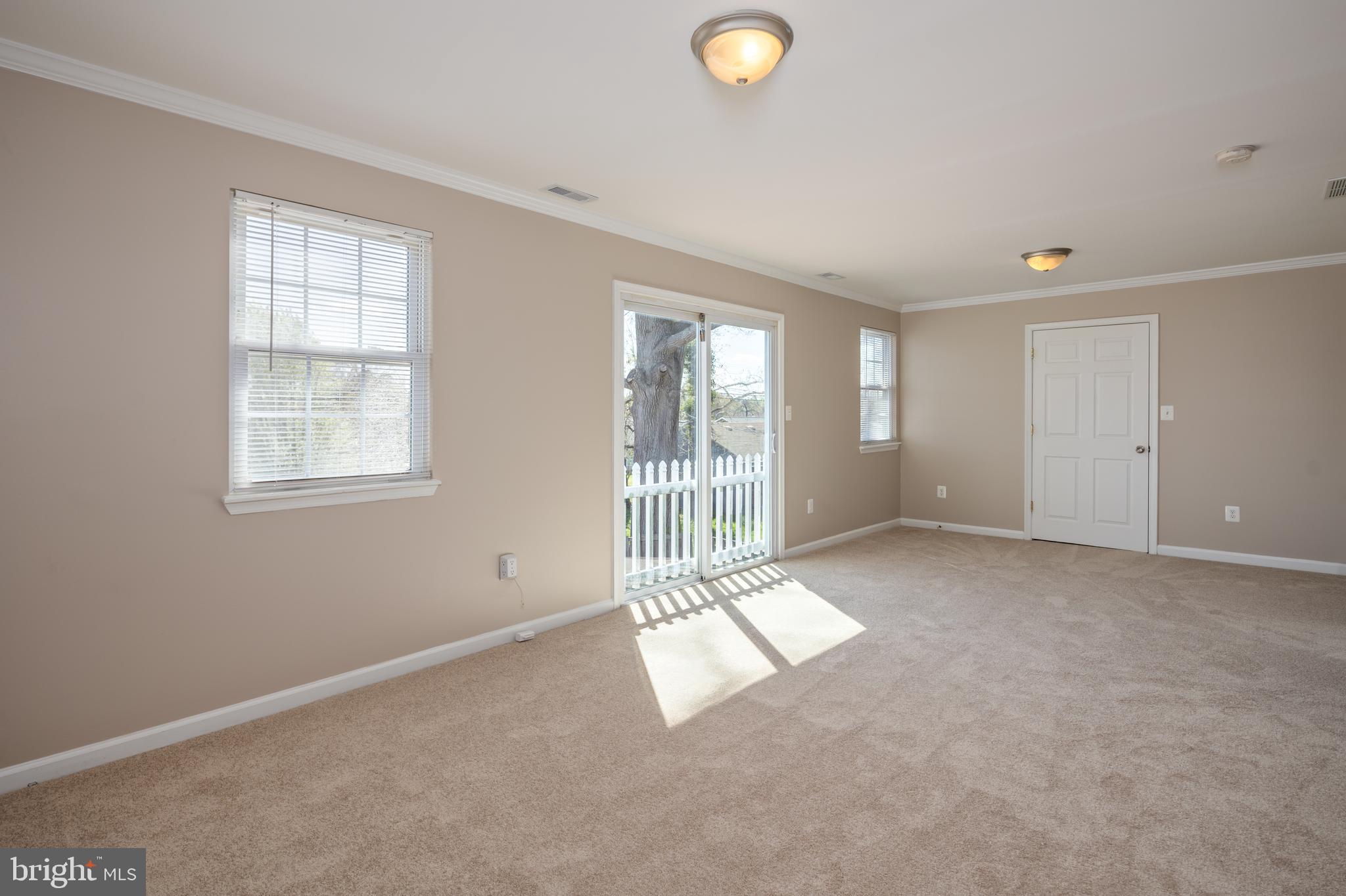 KENWOOD - Residential