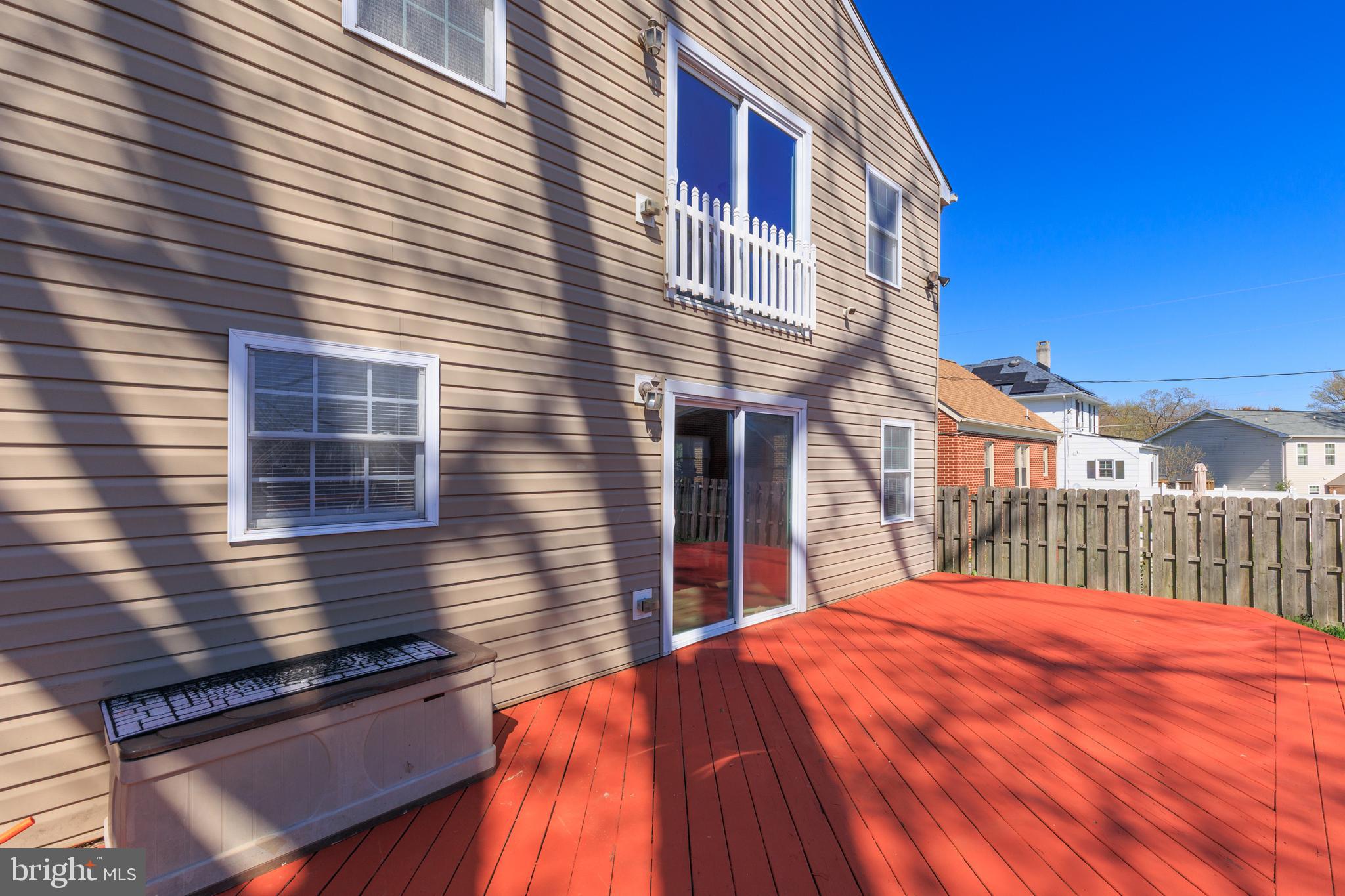 KENWOOD - Residential