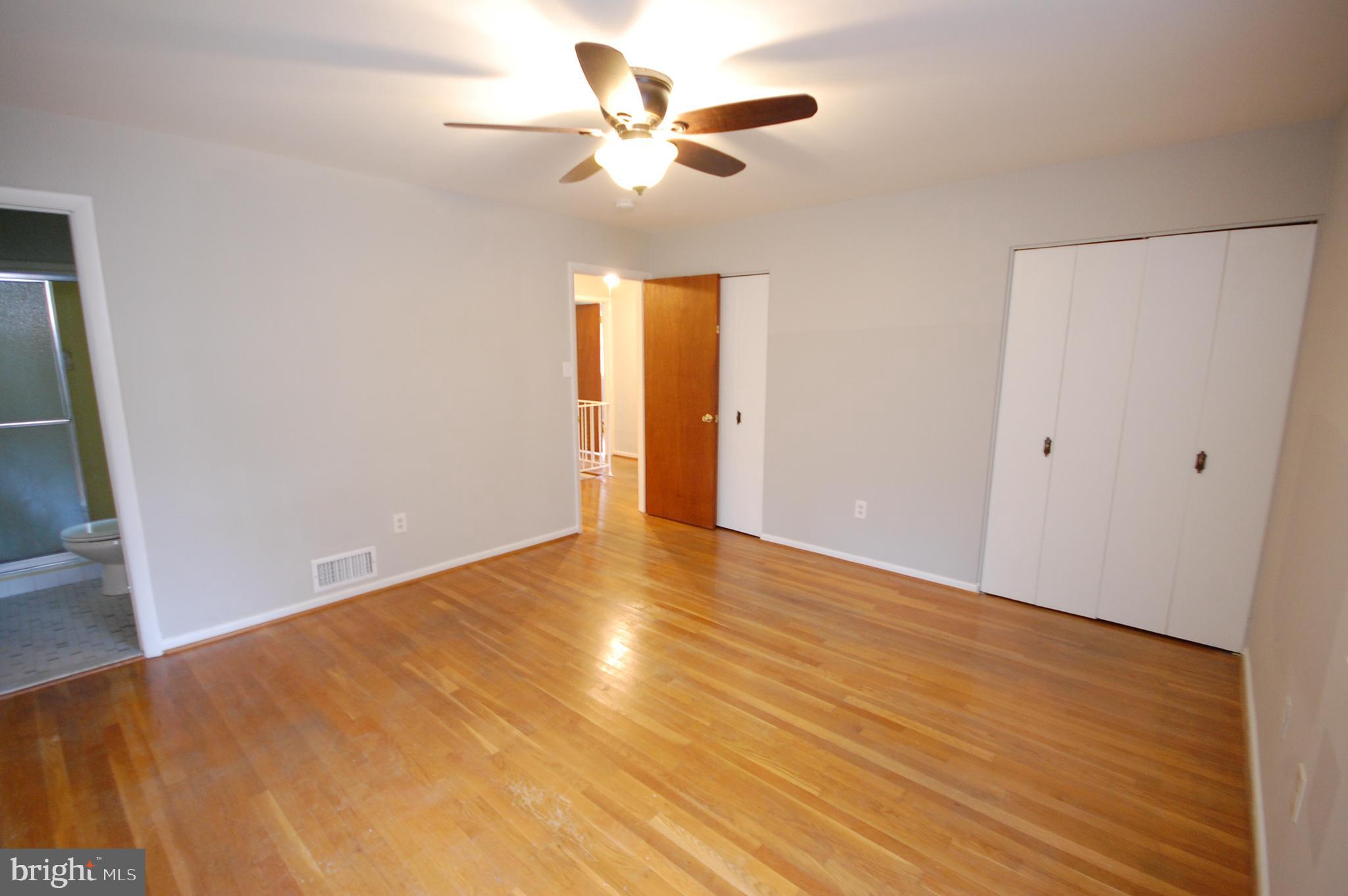 MOSBY WOODS - Residential Lease