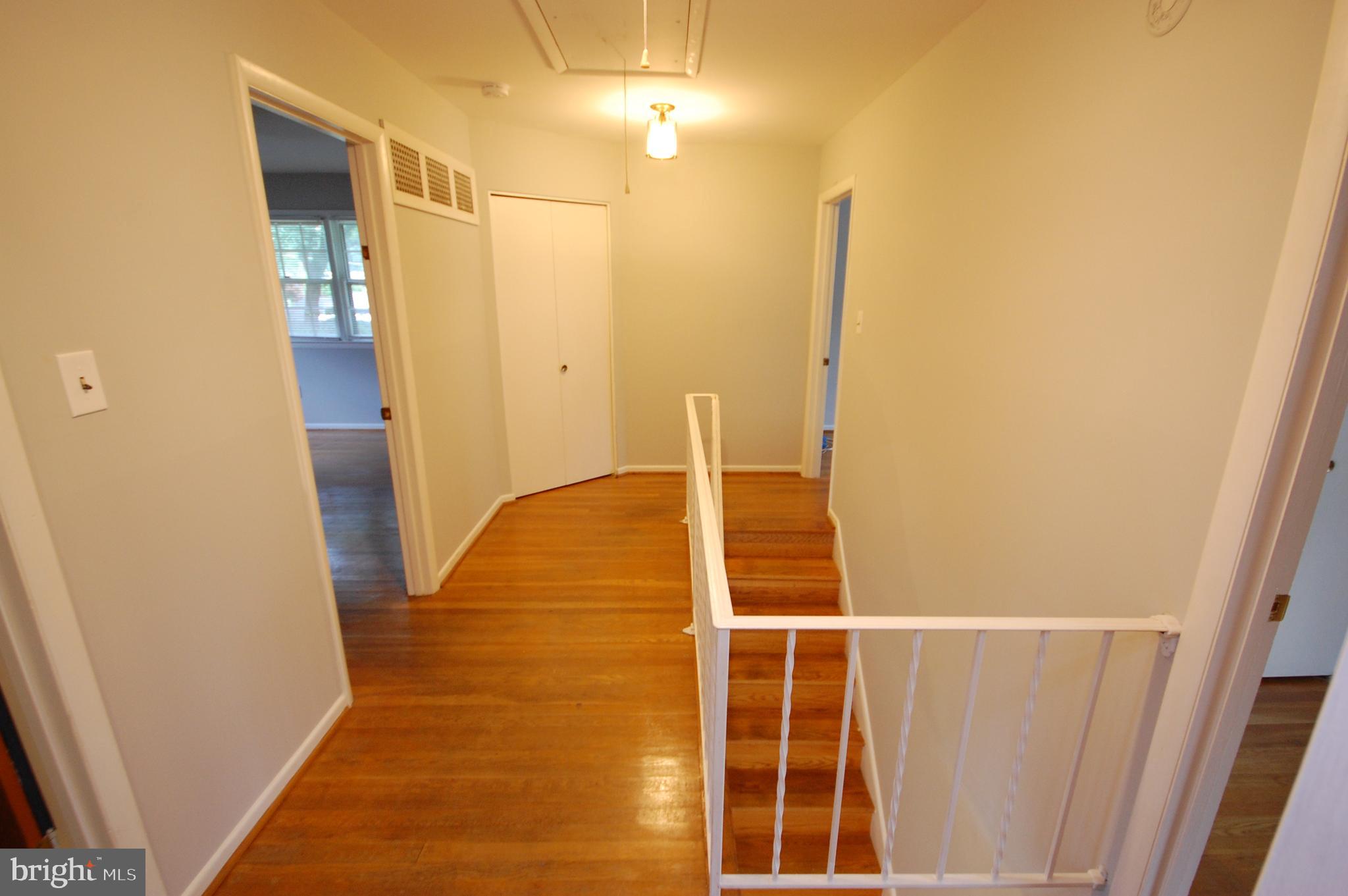 MOSBY WOODS - Residential Lease