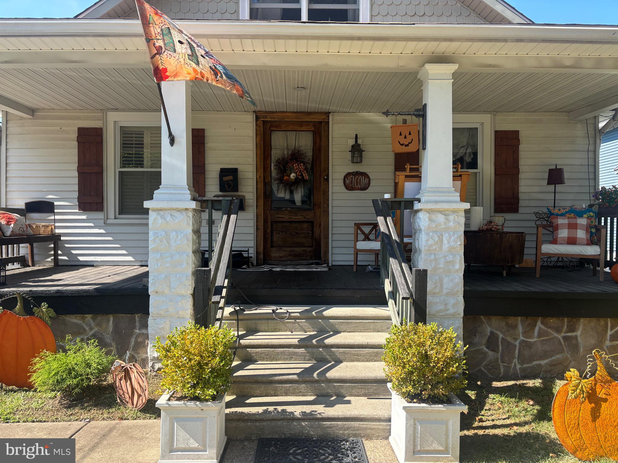 20 N LOGAN AVENUE