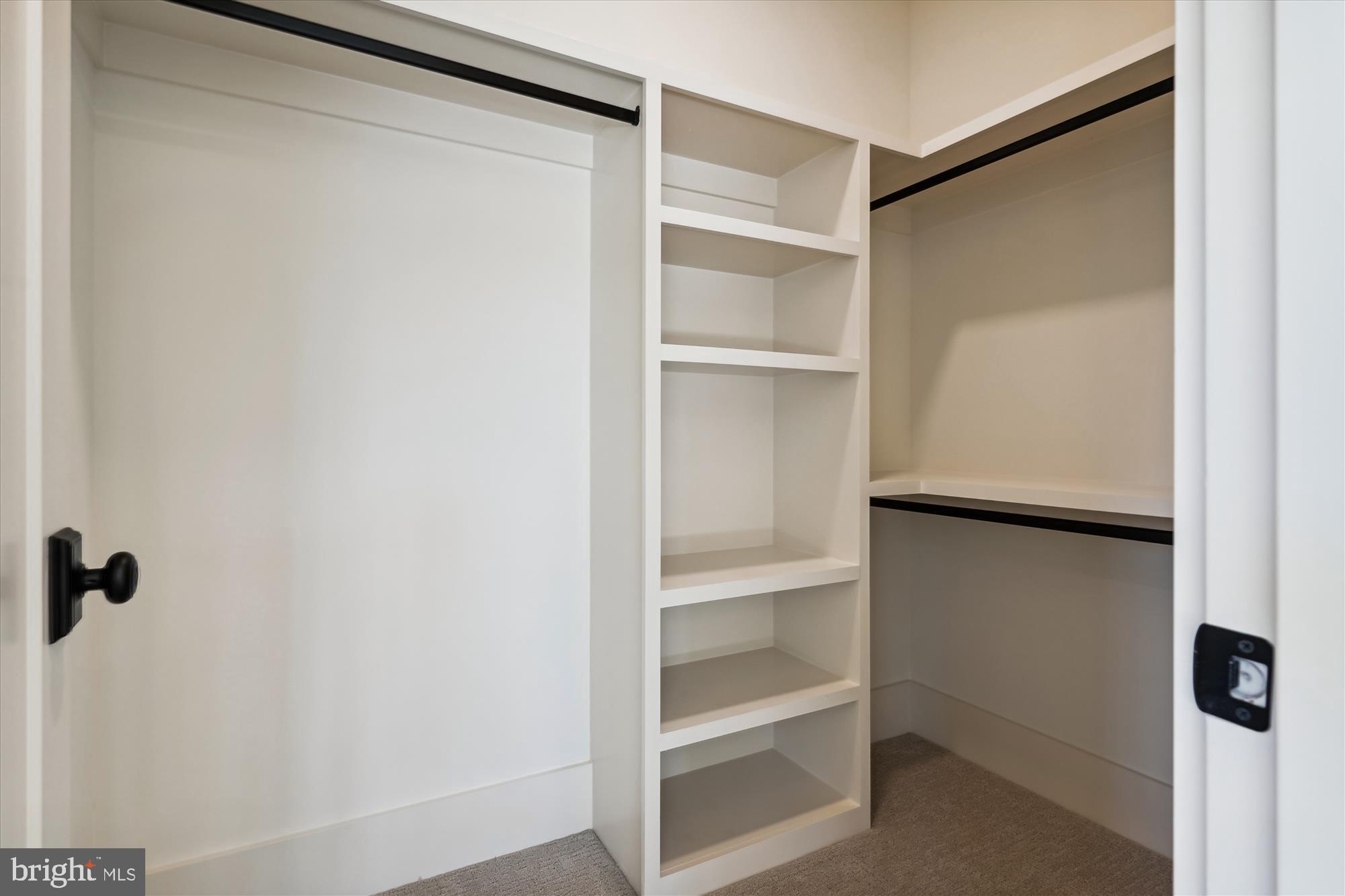 WOODLEY - Residential