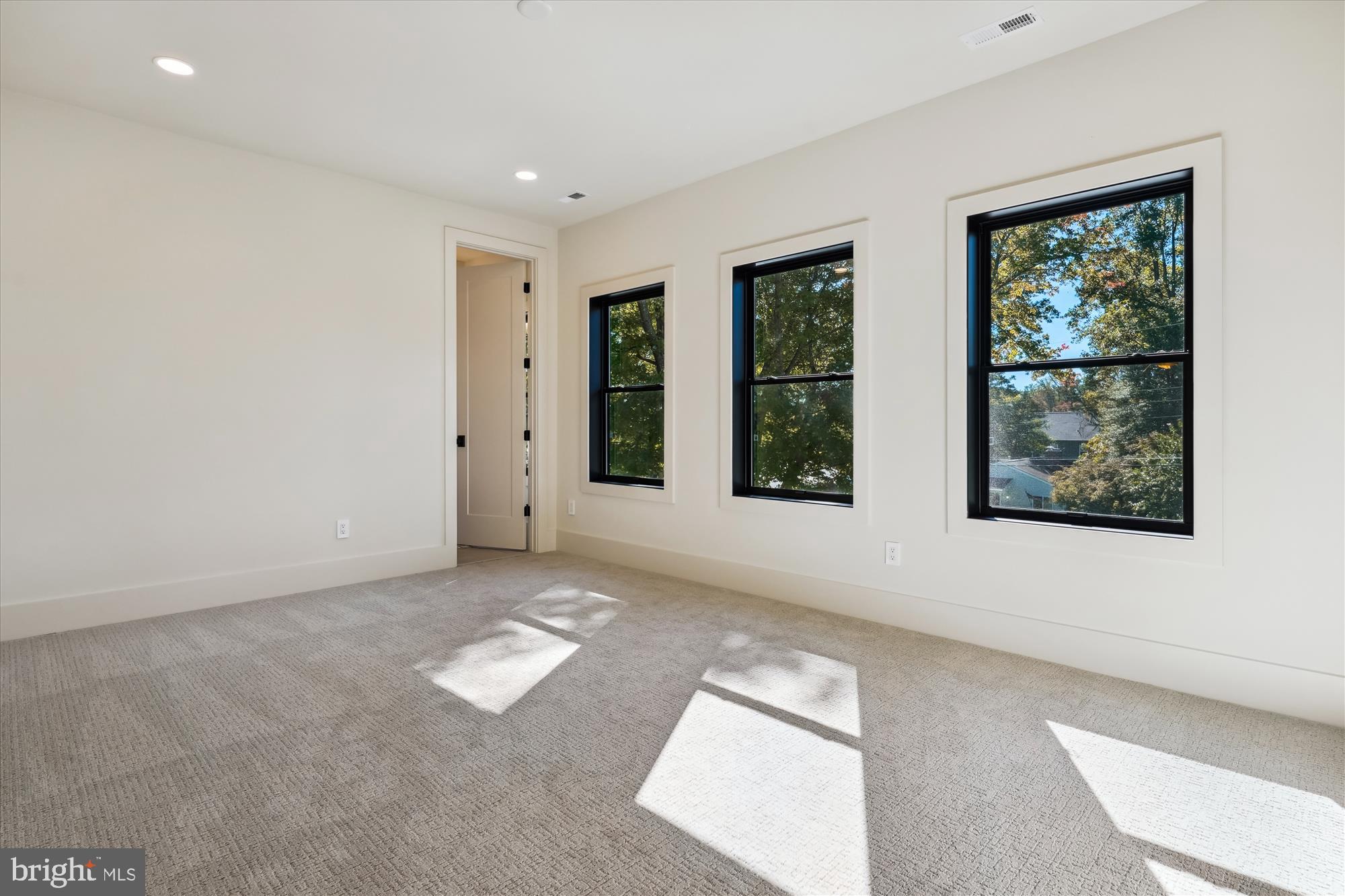 WOODLEY - Residential