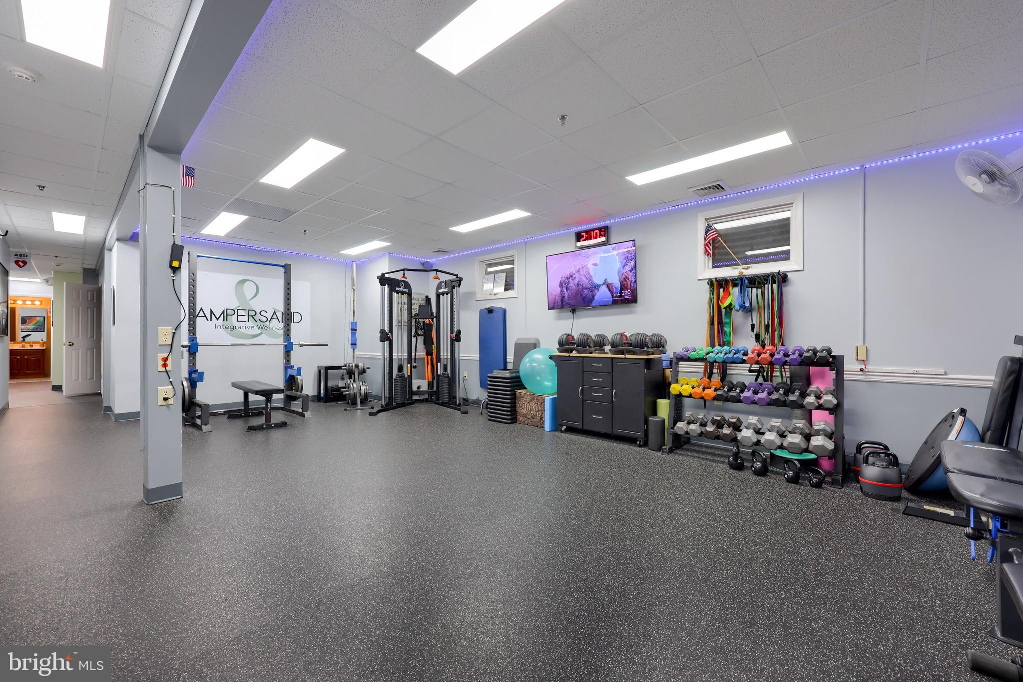 WYOMISSING HILLS - Commercial Sale