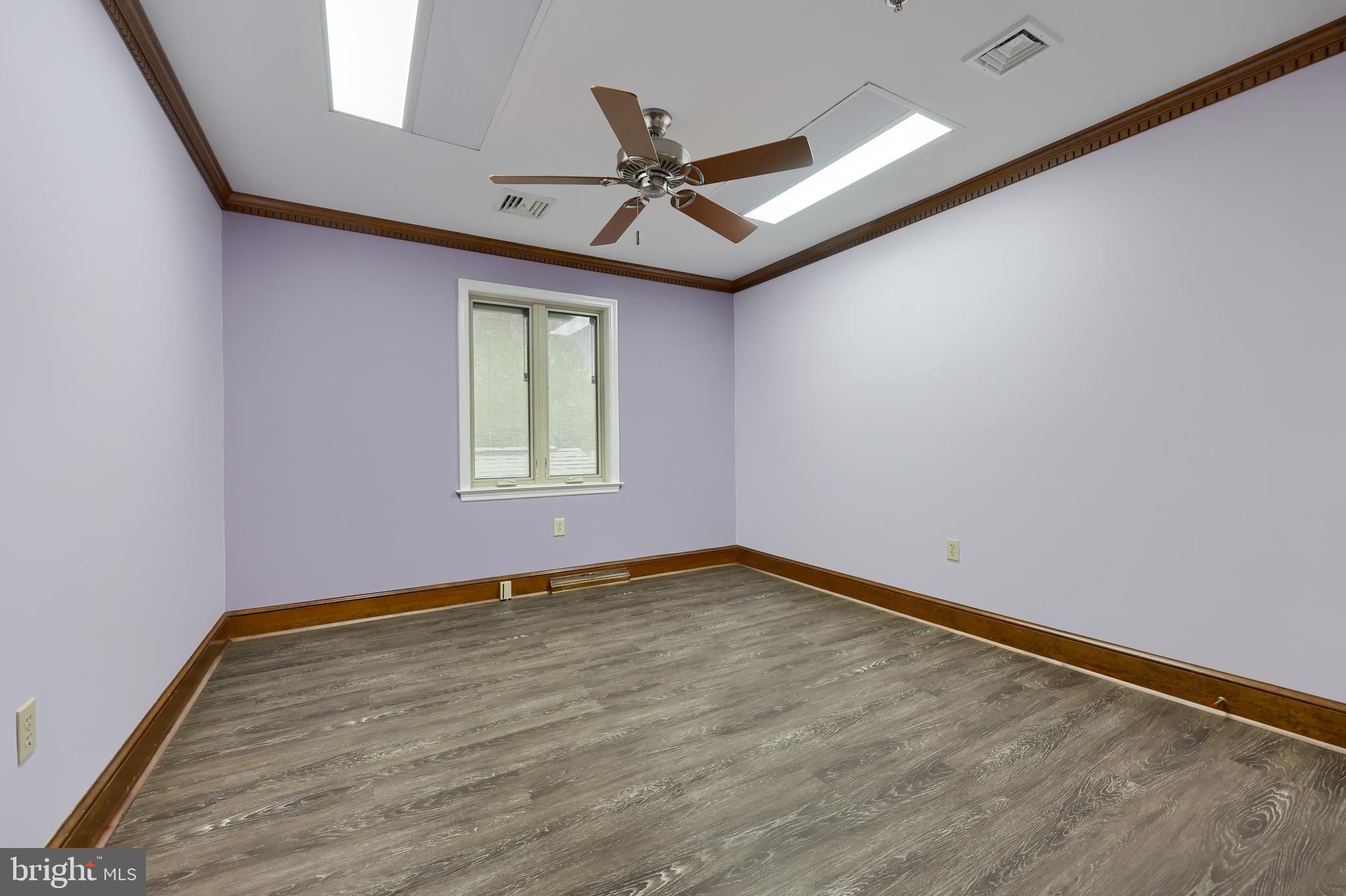 WYOMISSING HILLS - Commercial Sale