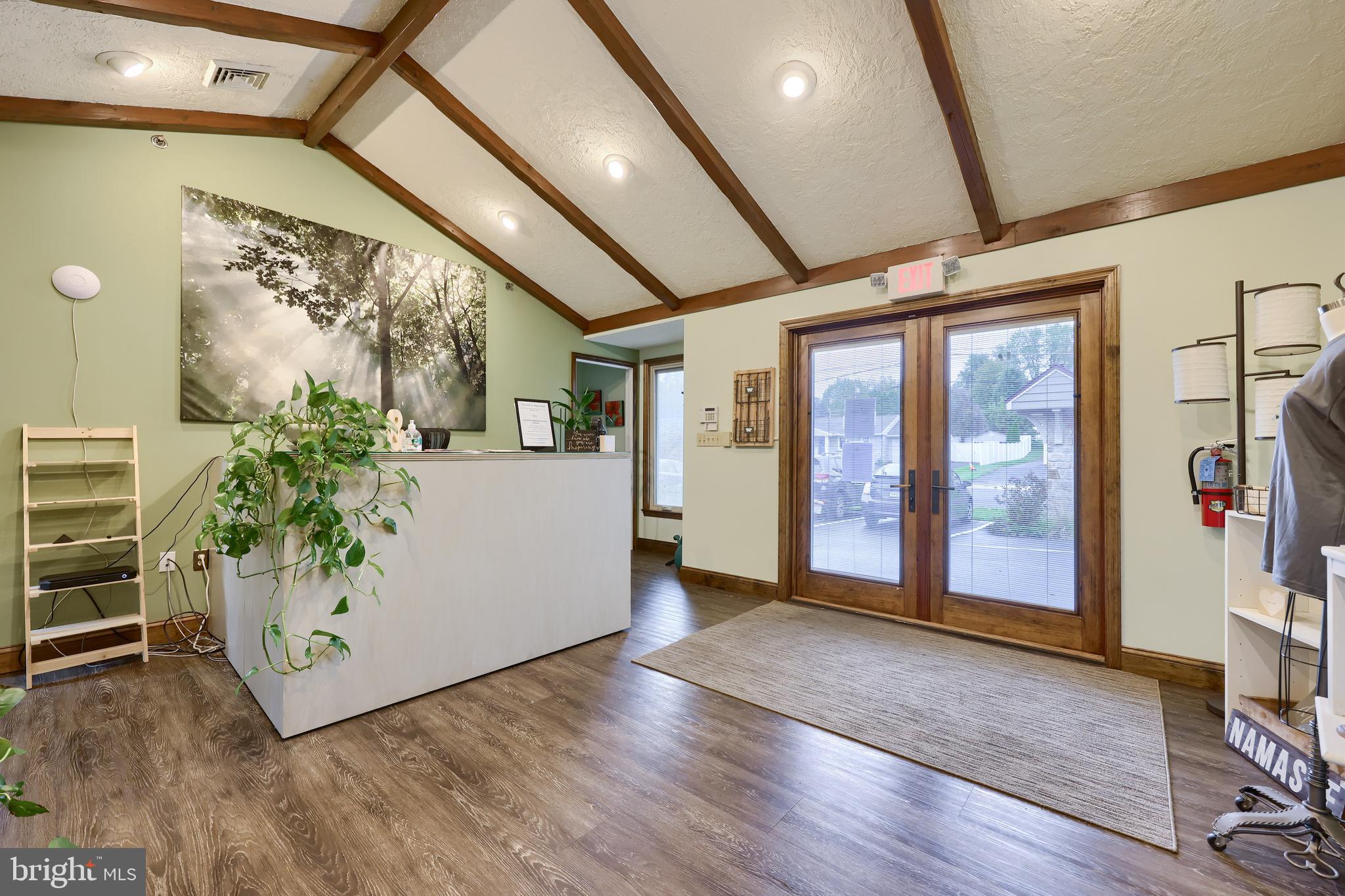 WYOMISSING HILLS - Commercial Sale