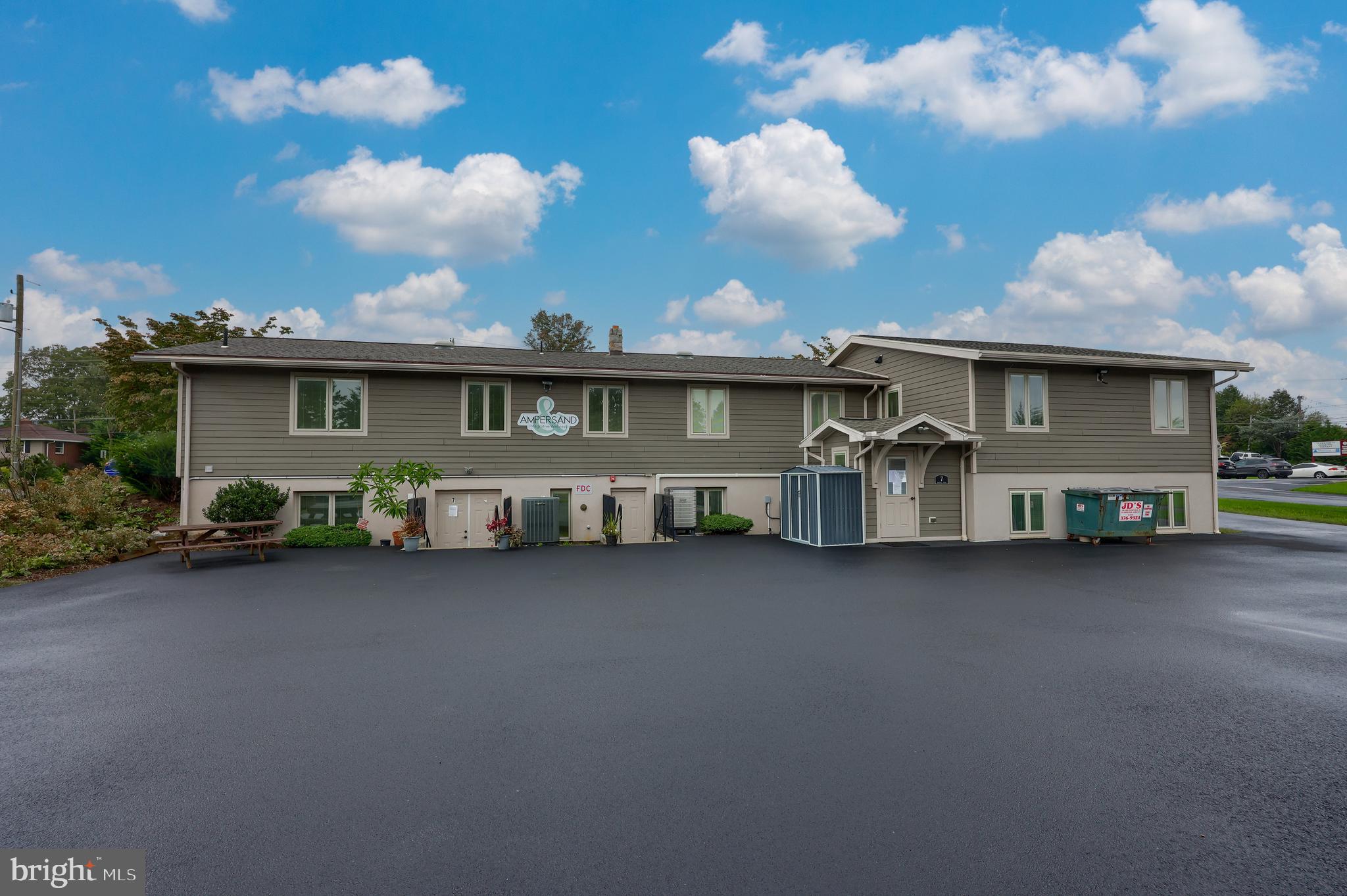 WYOMISSING HILLS - Commercial Sale