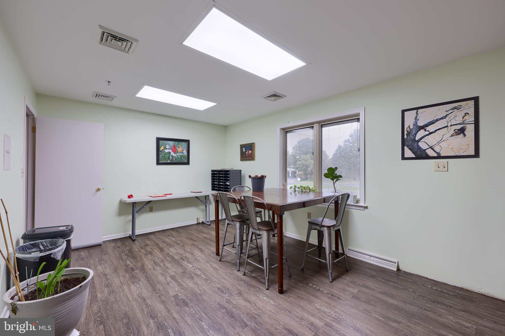 WYOMISSING HILLS - Commercial Sale