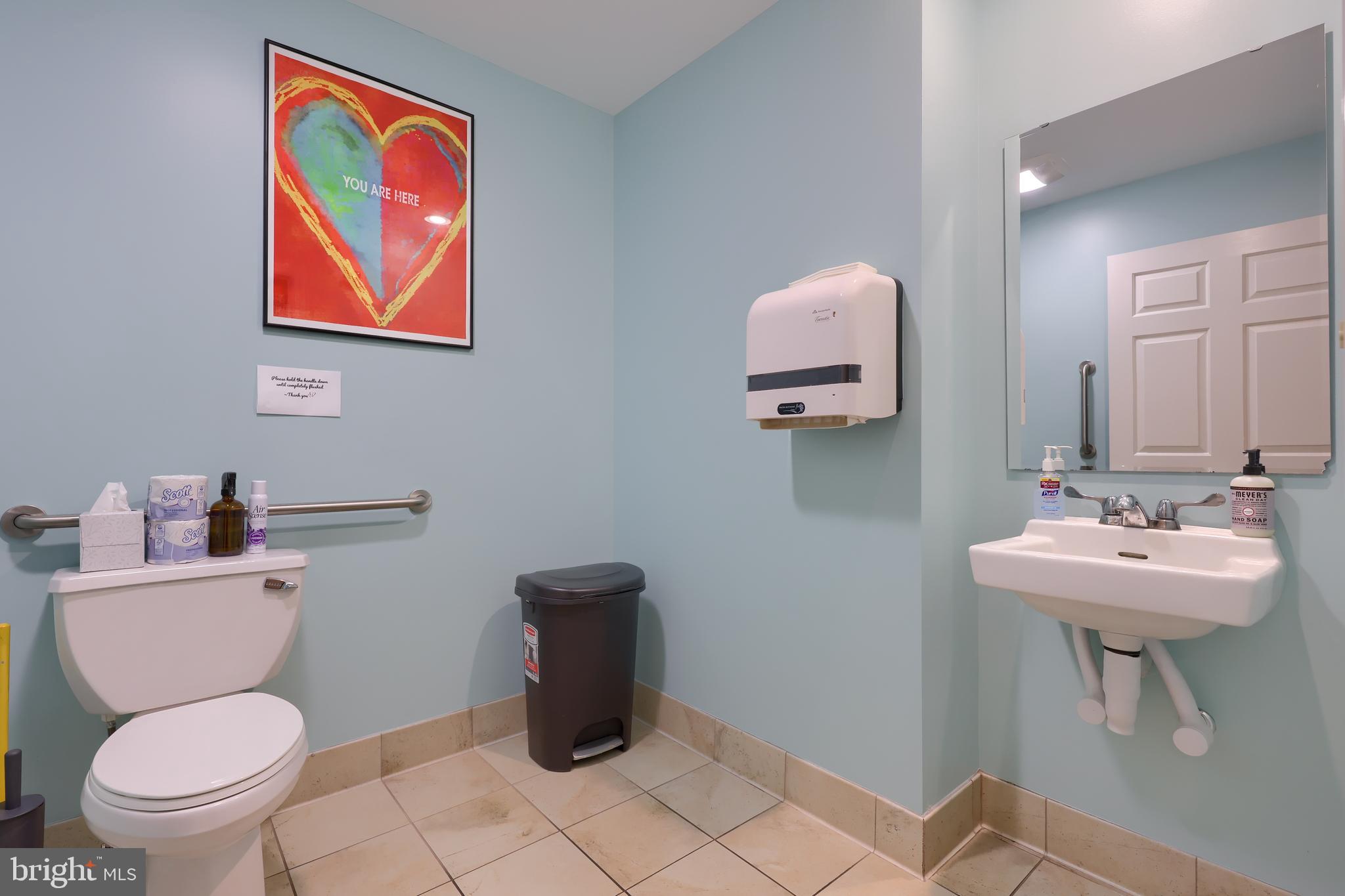WYOMISSING HILLS - Commercial Sale