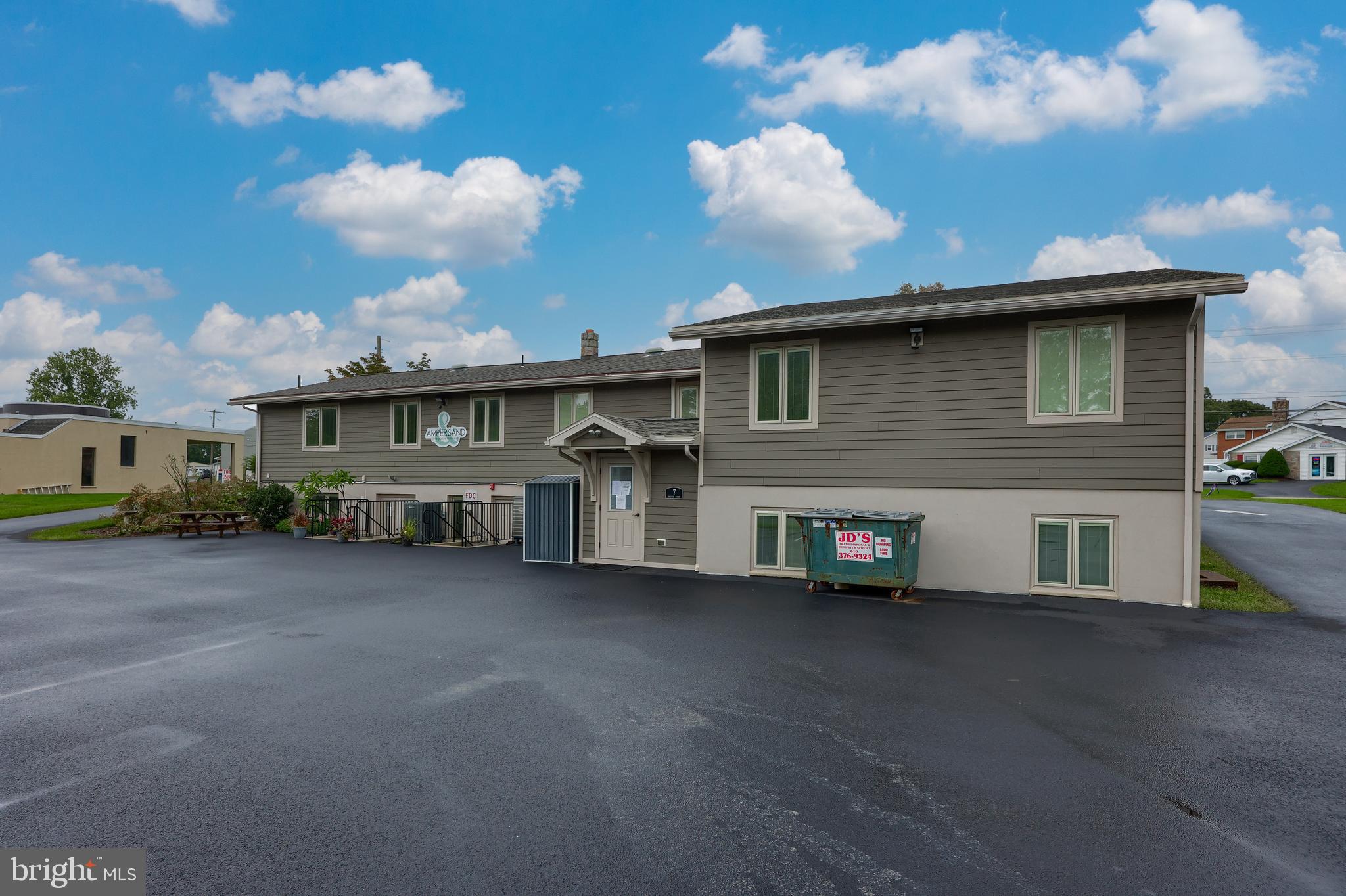 WYOMISSING HILLS - Commercial Sale