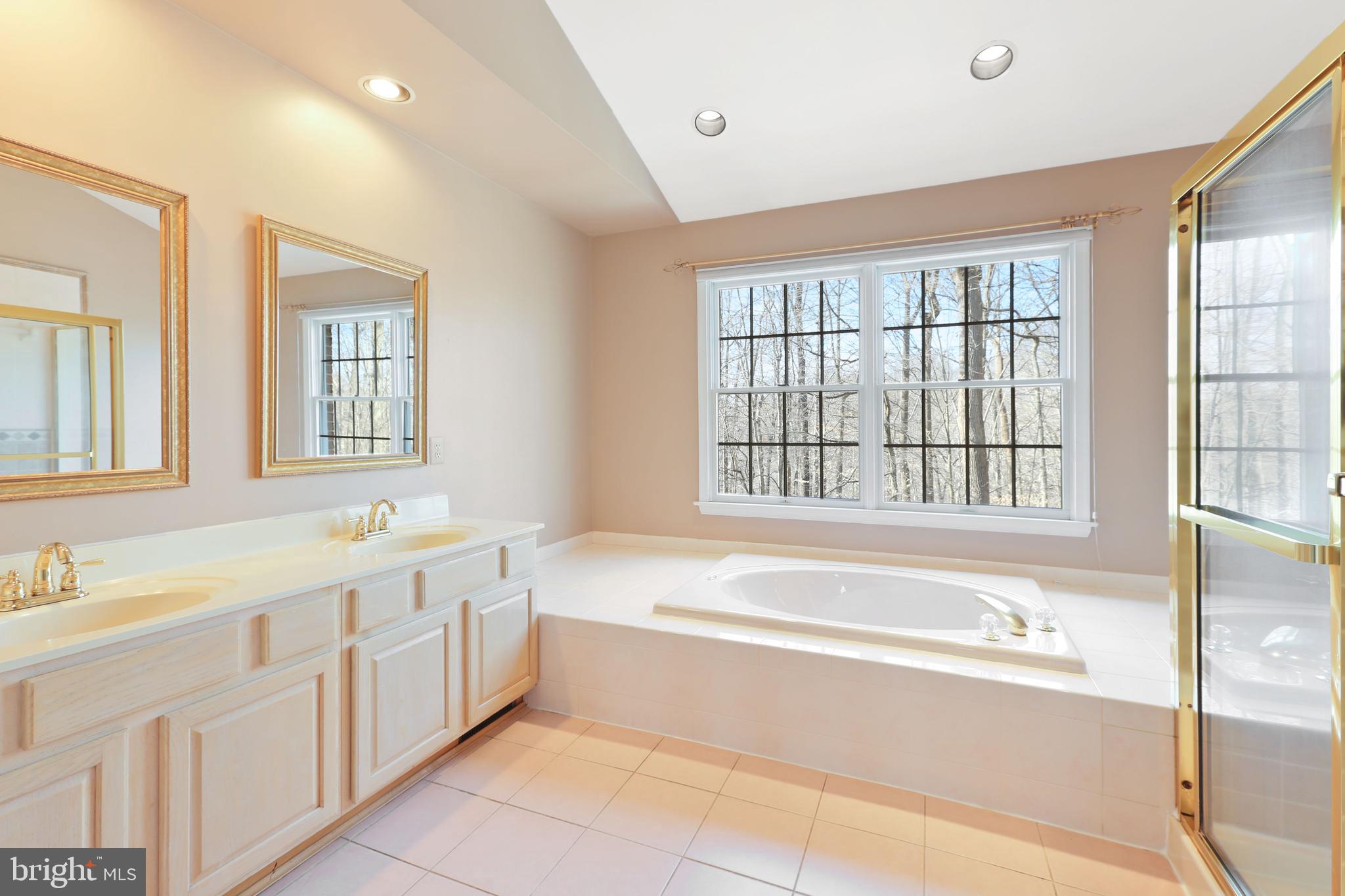 GLENANGUS - Residential