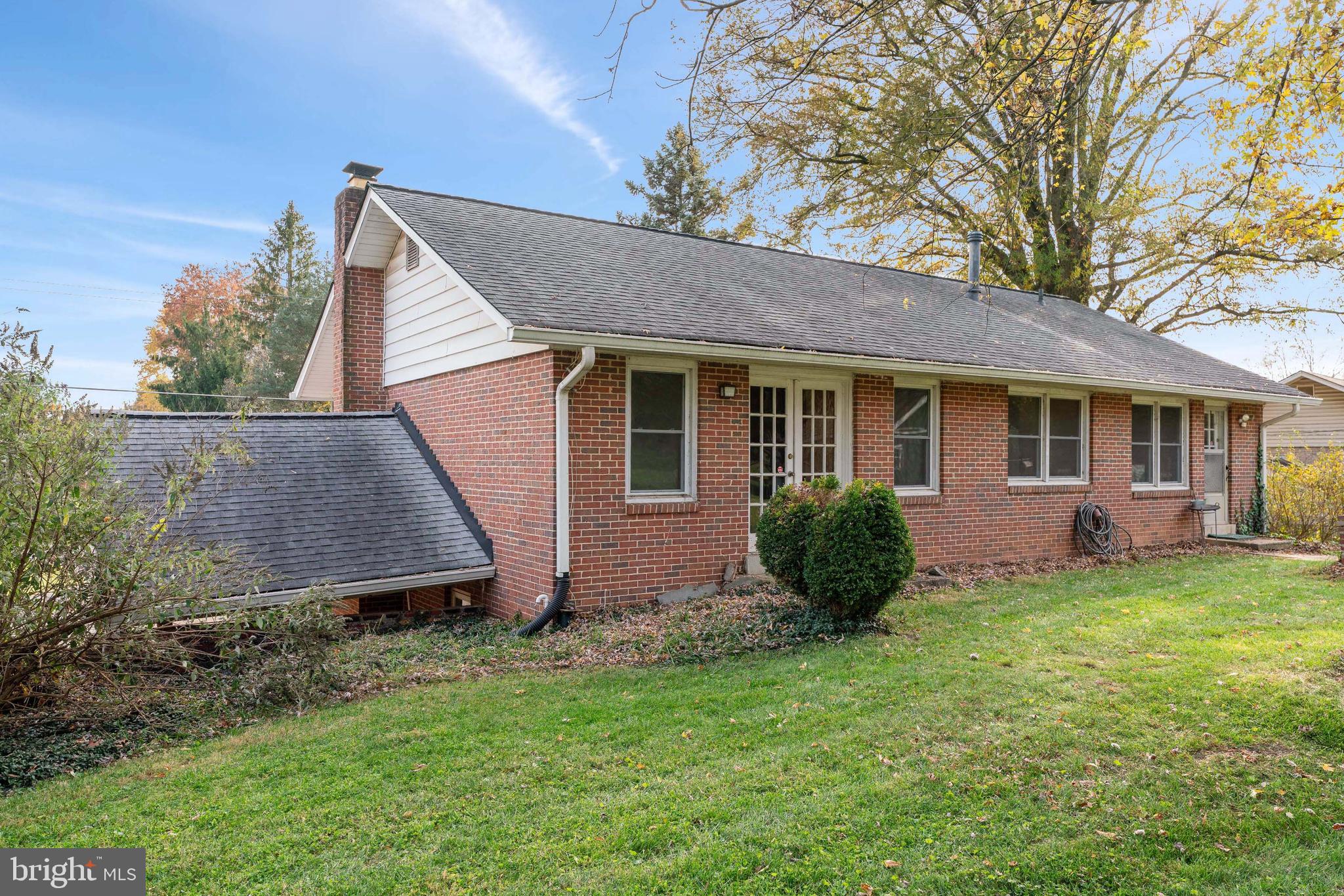 MILL CREEK TOWNE - Residential