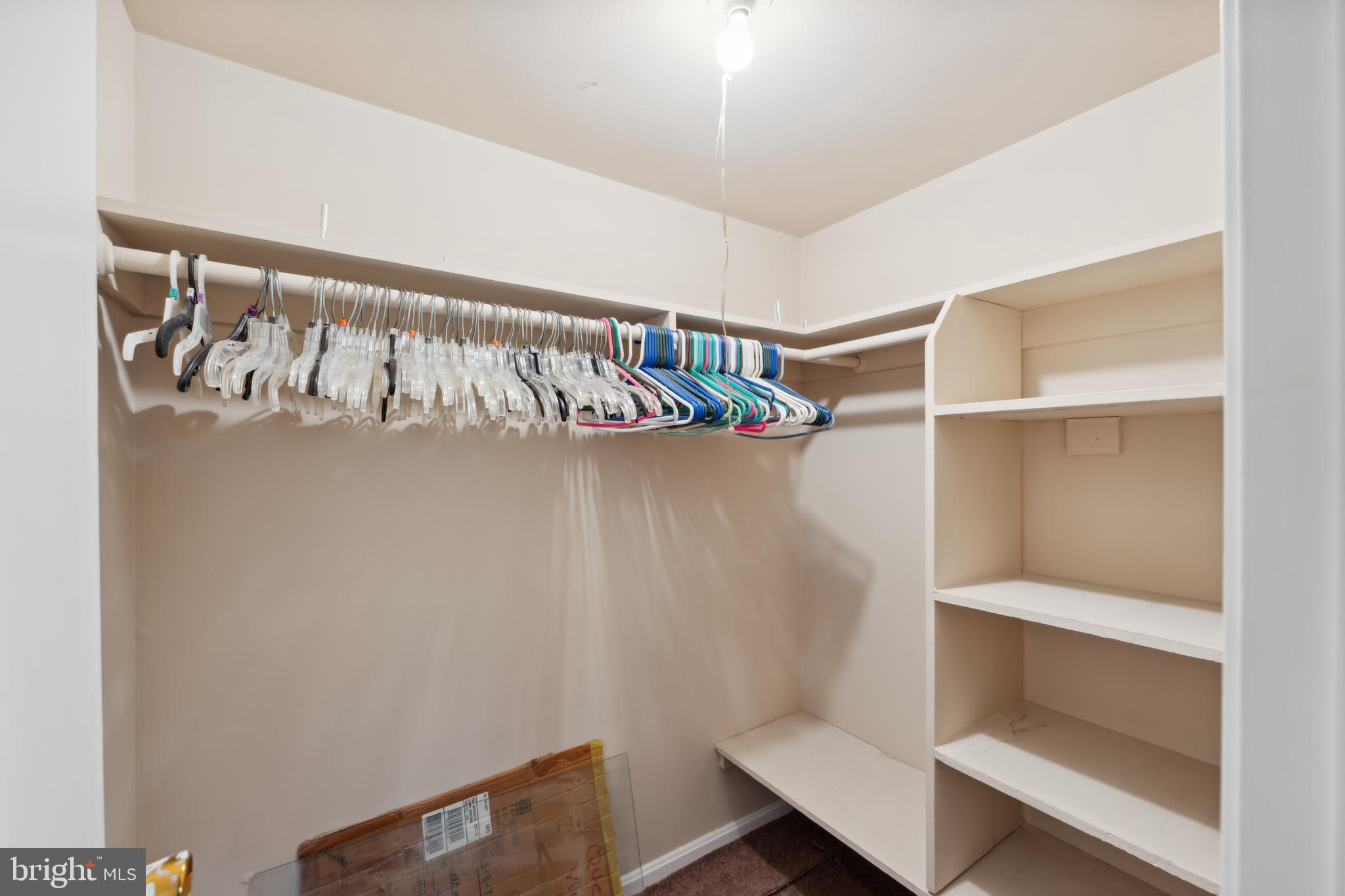 MILL CREEK TOWNE - Residential