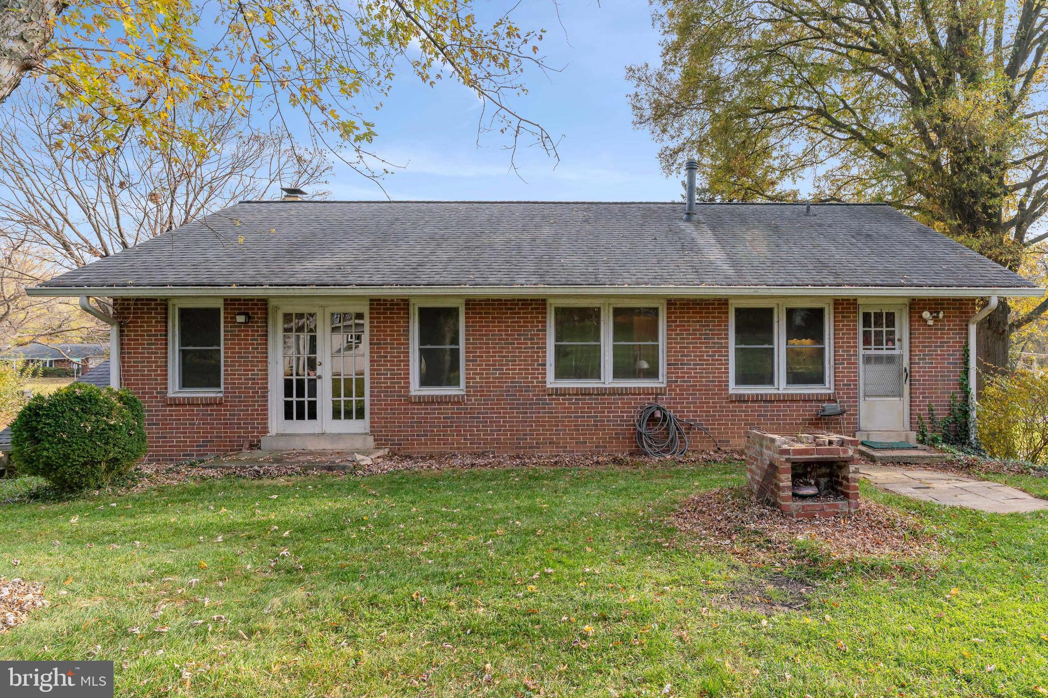 MILL CREEK TOWNE - Residential