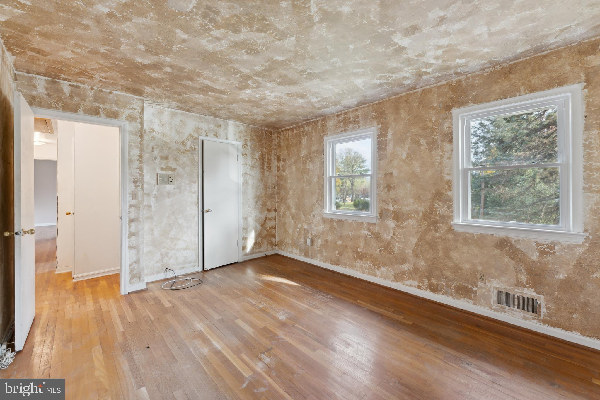 MILL CREEK TOWNE - Residential