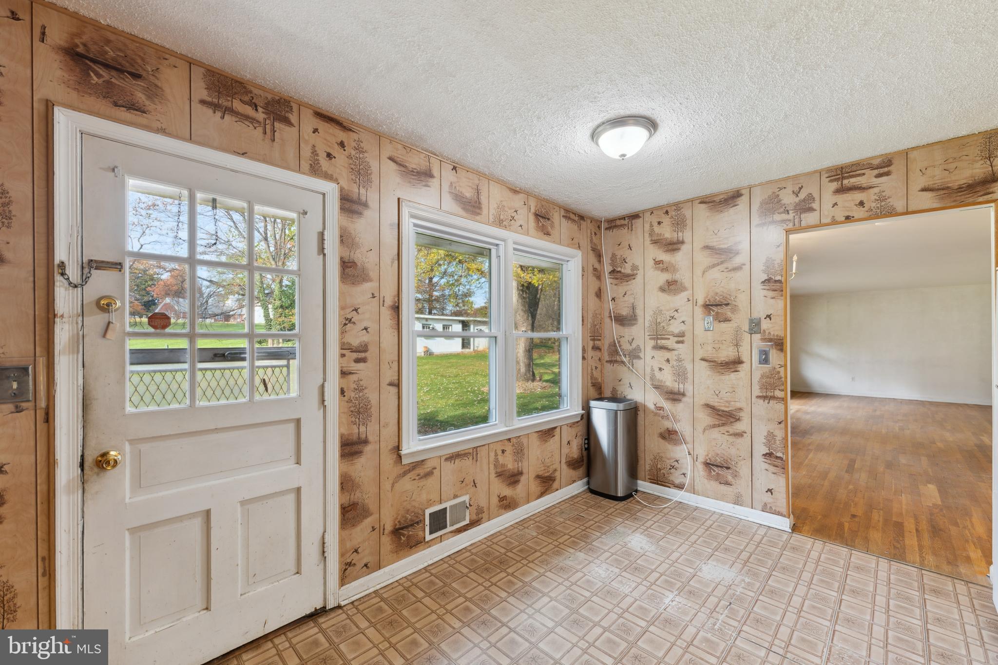 MILL CREEK TOWNE - Residential