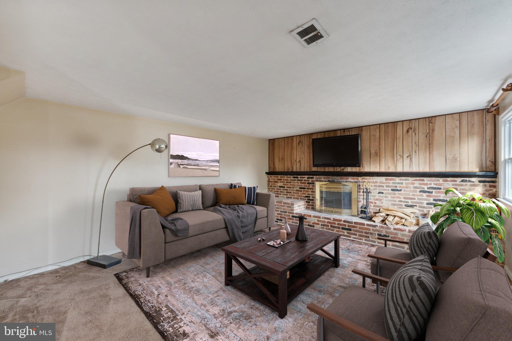 MILL CREEK TOWNE - Residential