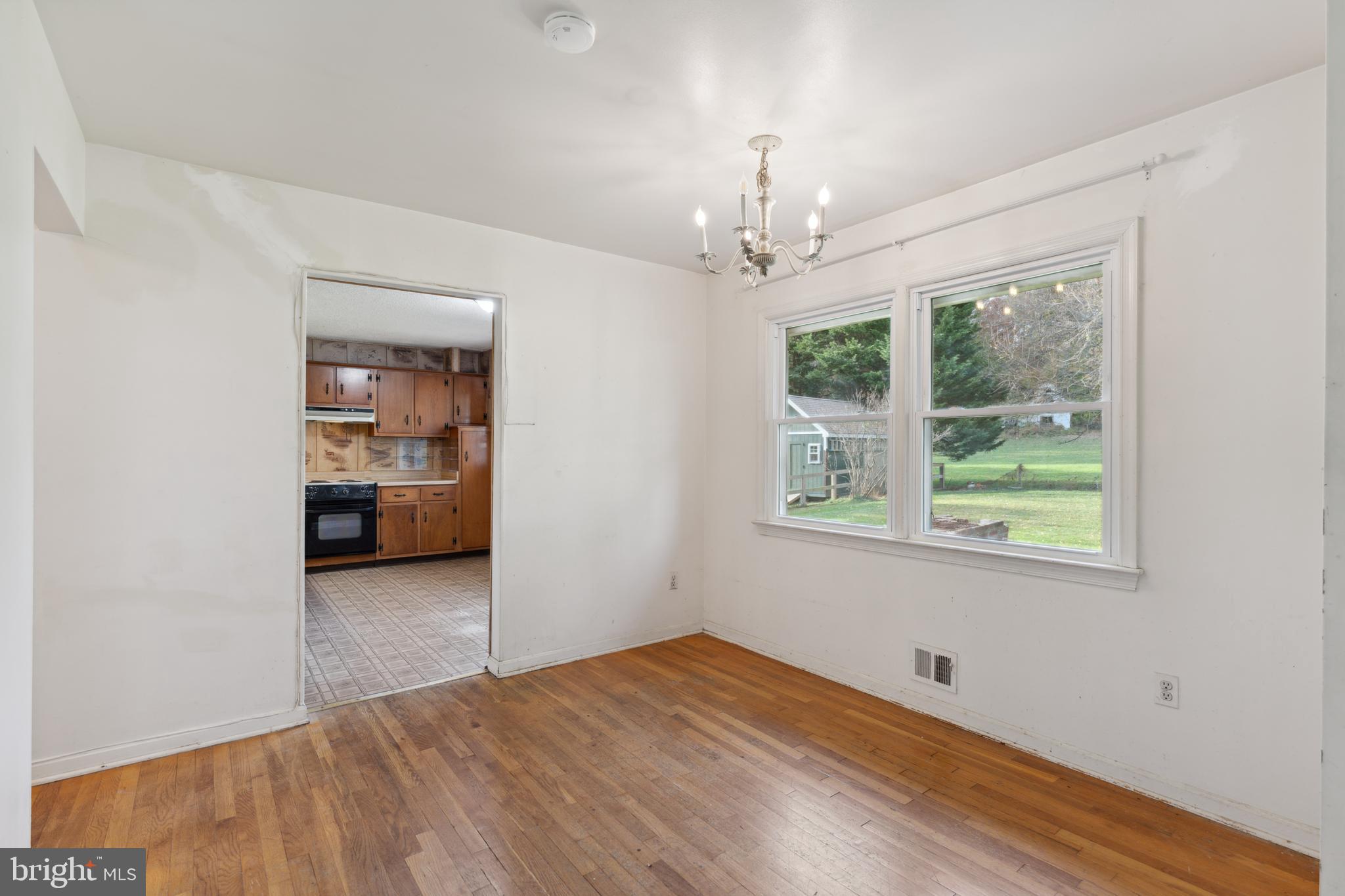 MILL CREEK TOWNE - Residential