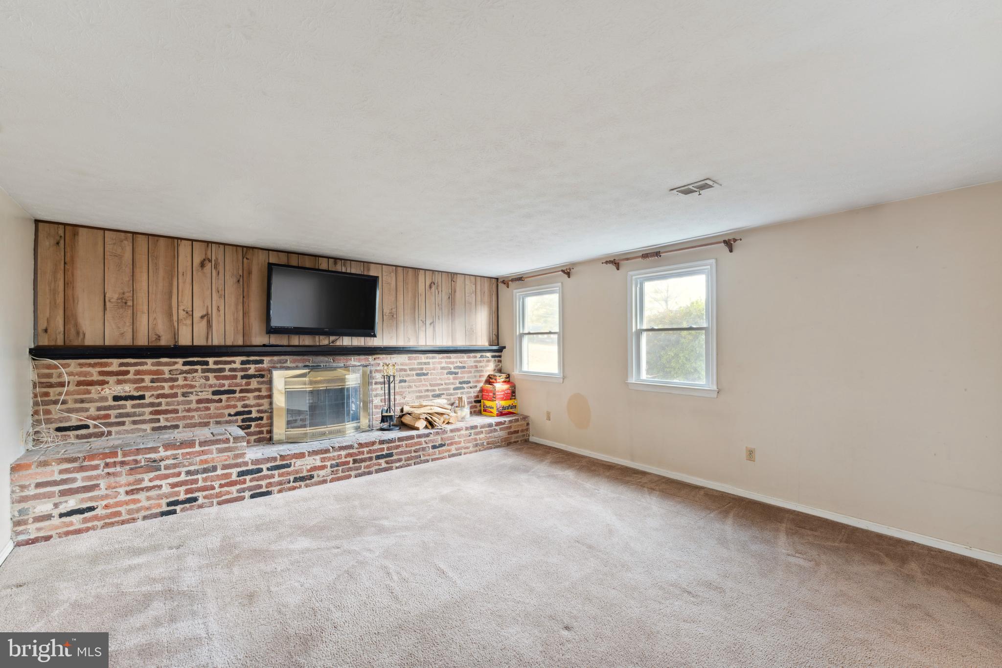 MILL CREEK TOWNE - Residential