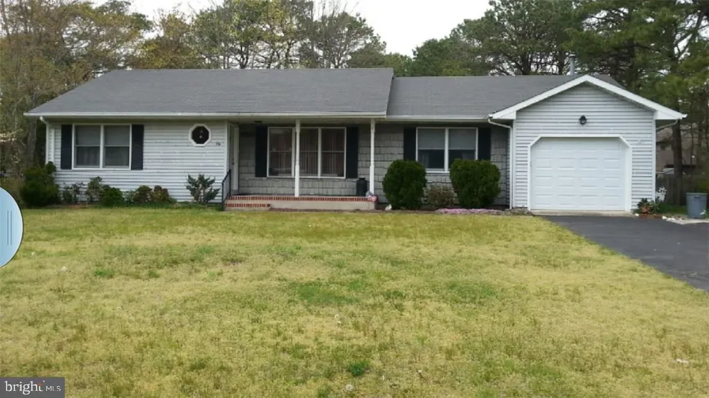 704 Colgate Avenue, Lanoka Harbor, NJ 08734