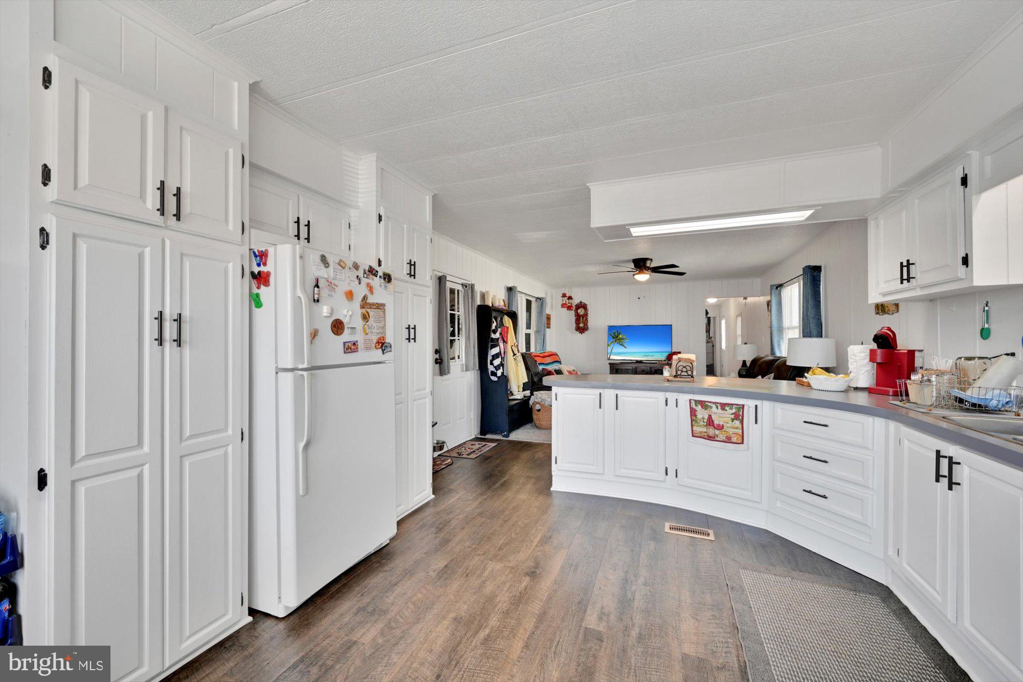 BLUE BELL MOBILE HOME PARK - Residential