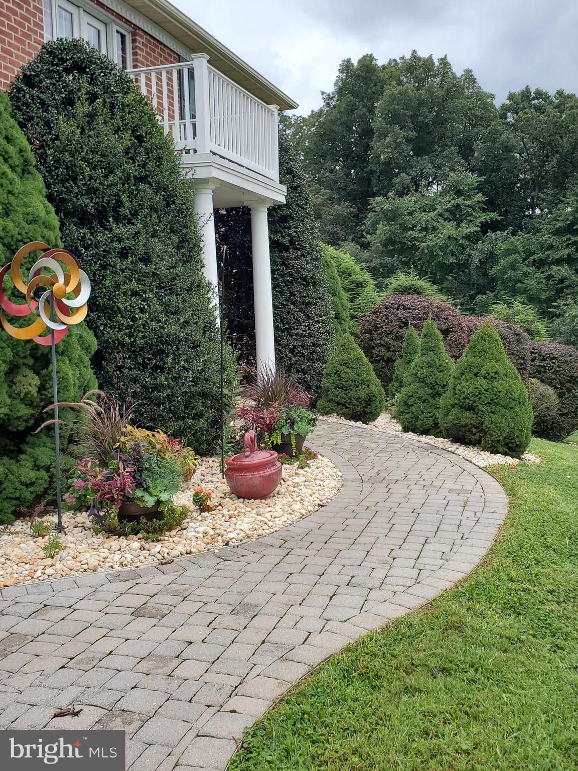 WINDSOR TWP - Residential