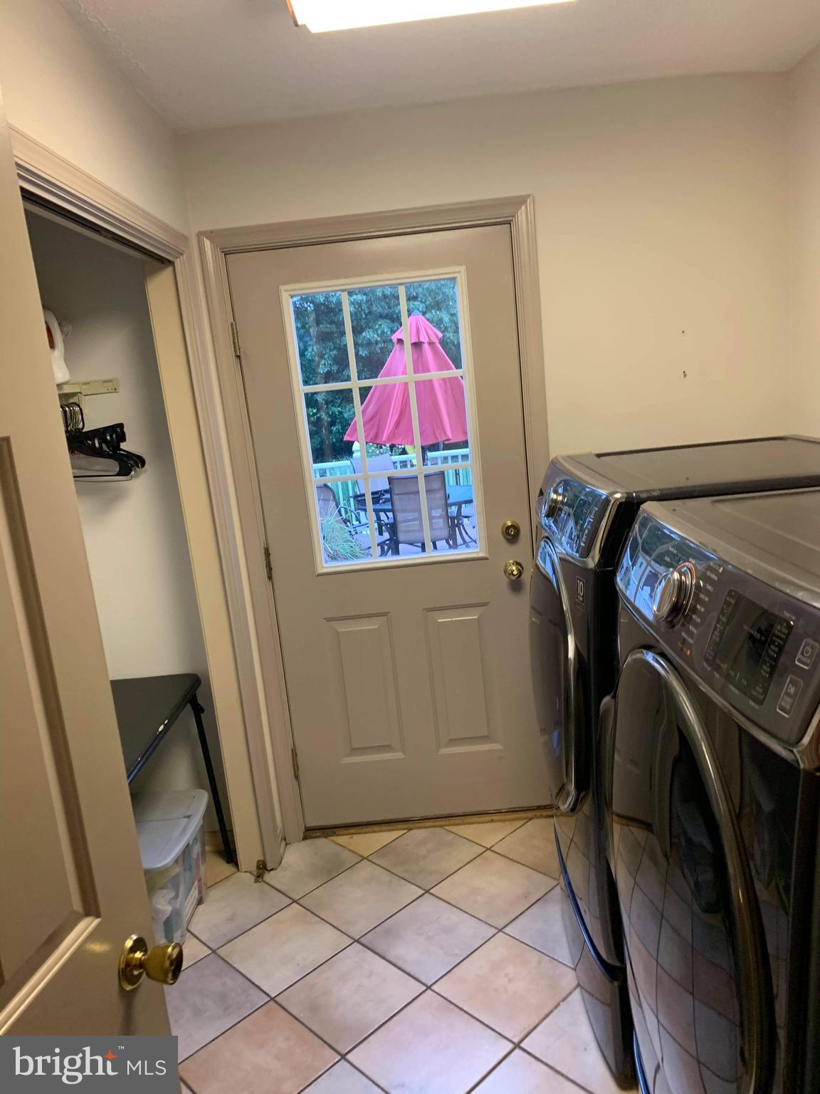 WINDSOR TWP - Residential