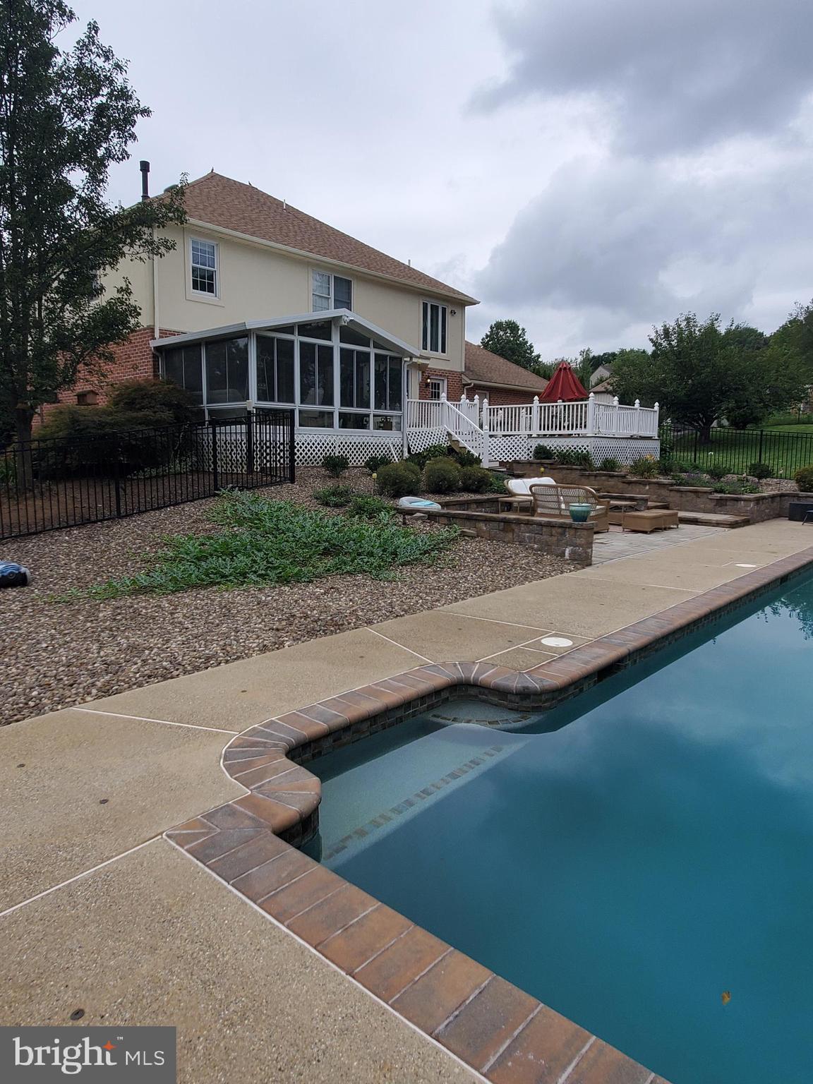 WINDSOR TWP - Residential