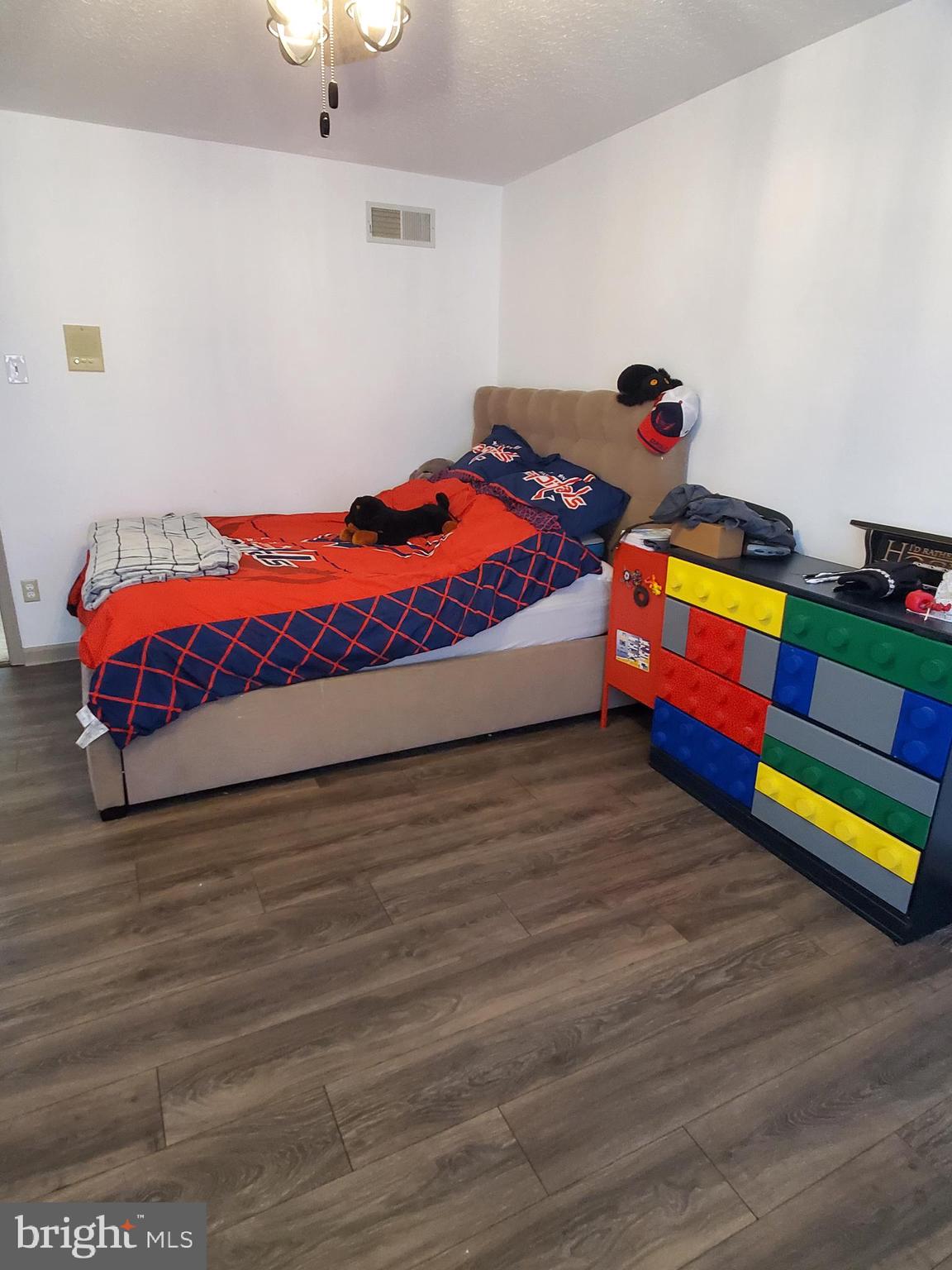 WINDSOR TWP - Residential