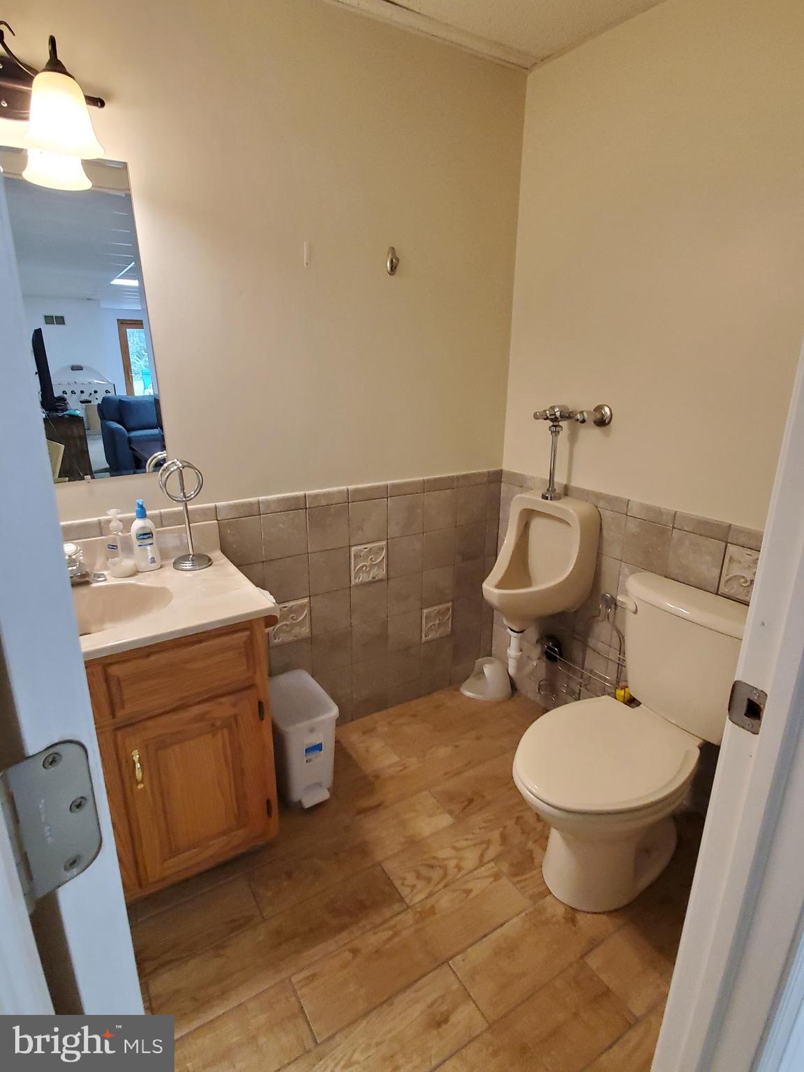 WINDSOR TWP - Residential