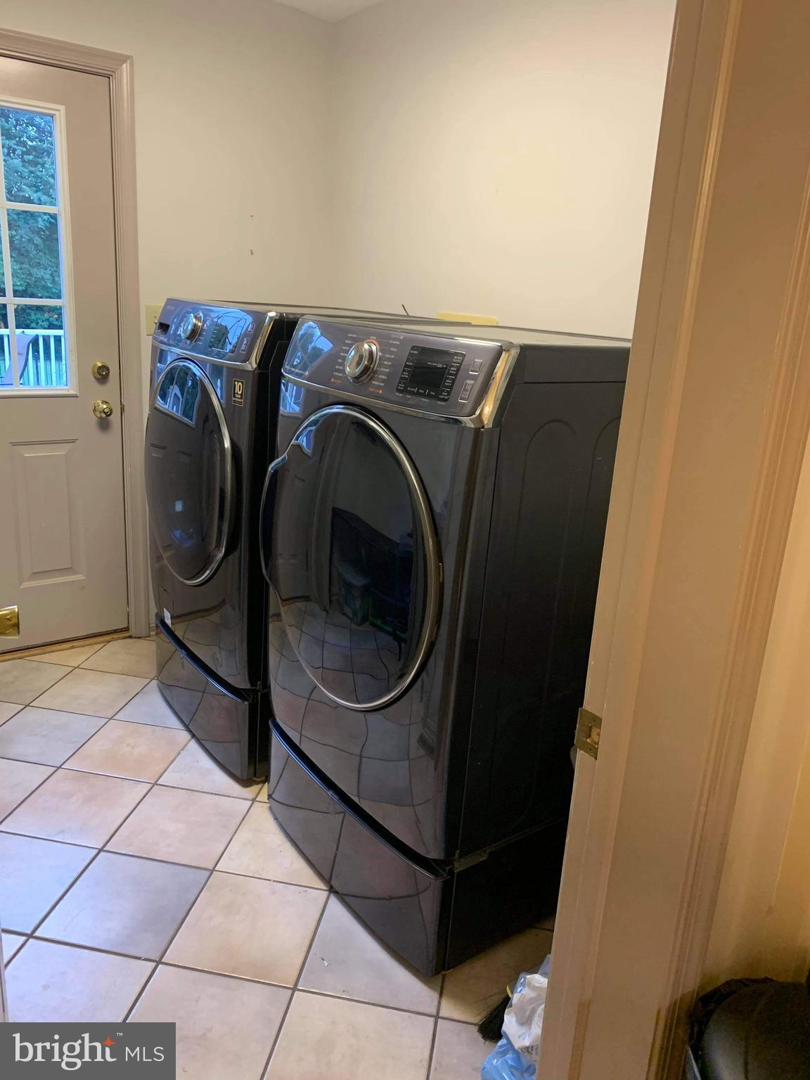 WINDSOR TWP - Residential