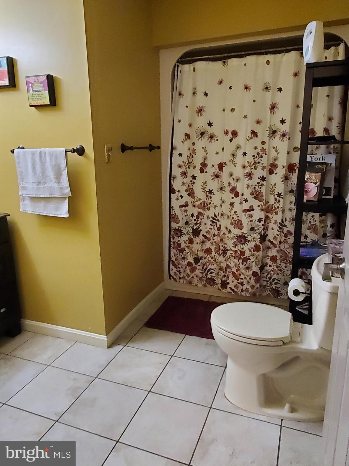 WINDSOR TWP - Residential