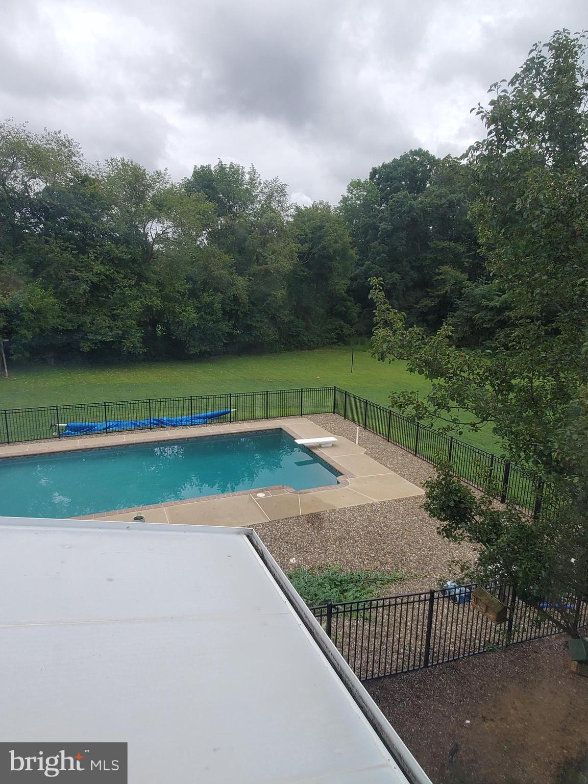 WINDSOR TWP - Residential