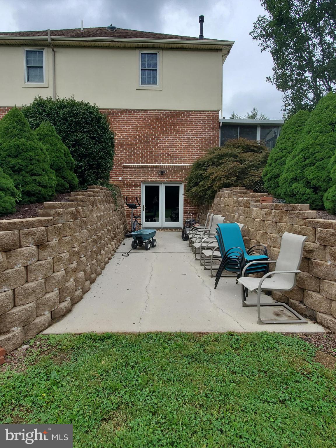 WINDSOR TWP - Residential