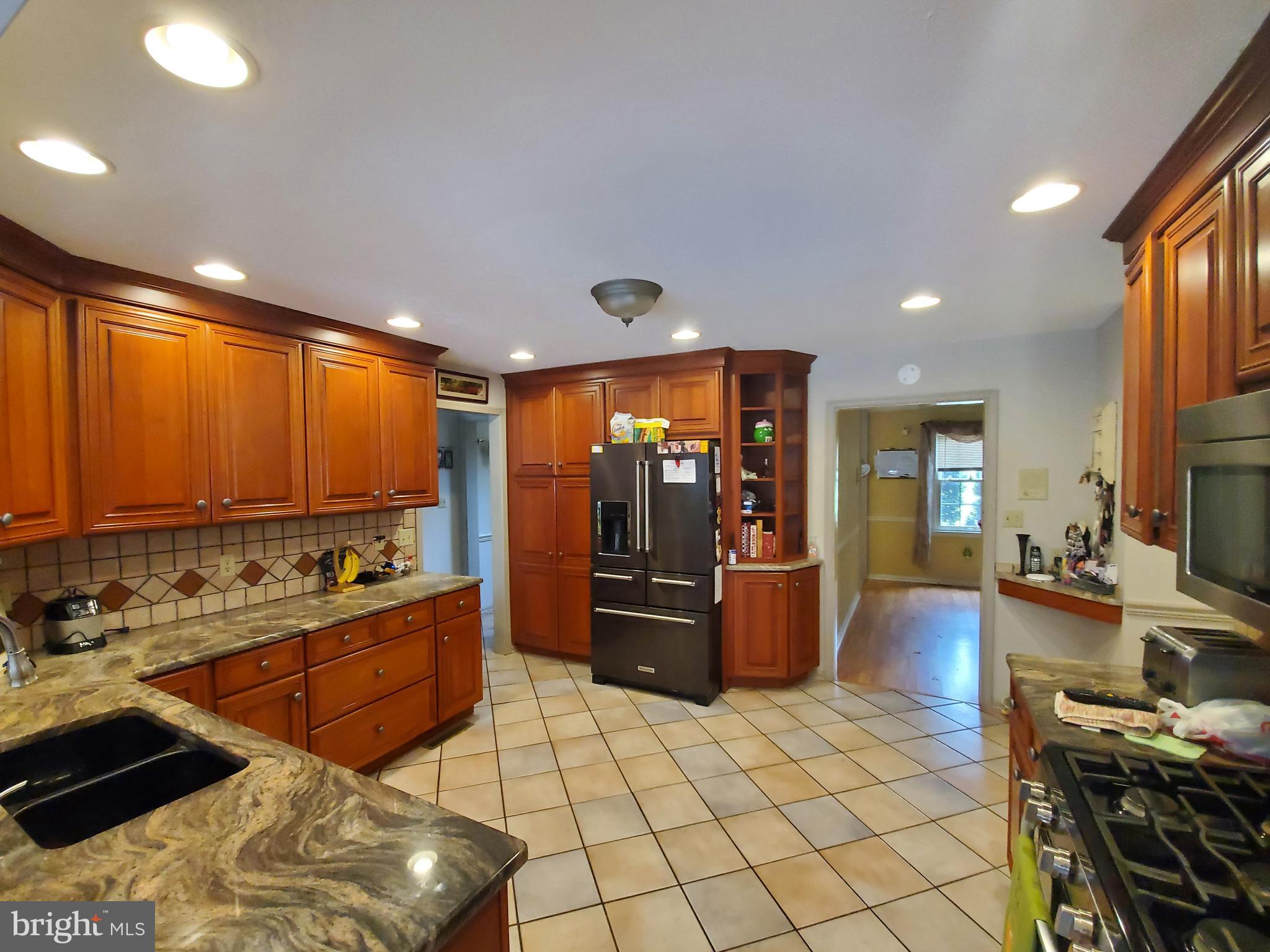 WINDSOR TWP - Residential