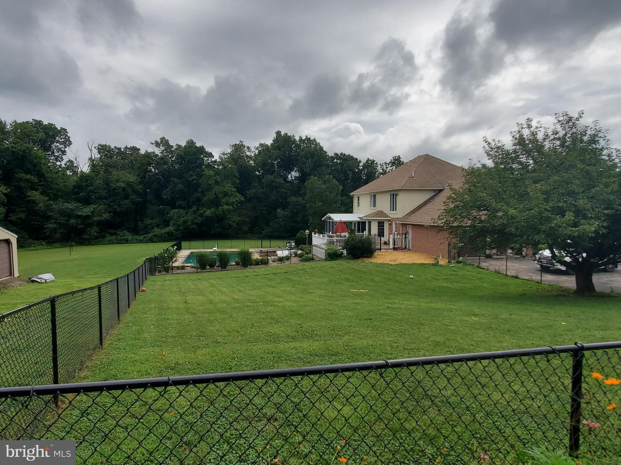 WINDSOR TWP - Residential